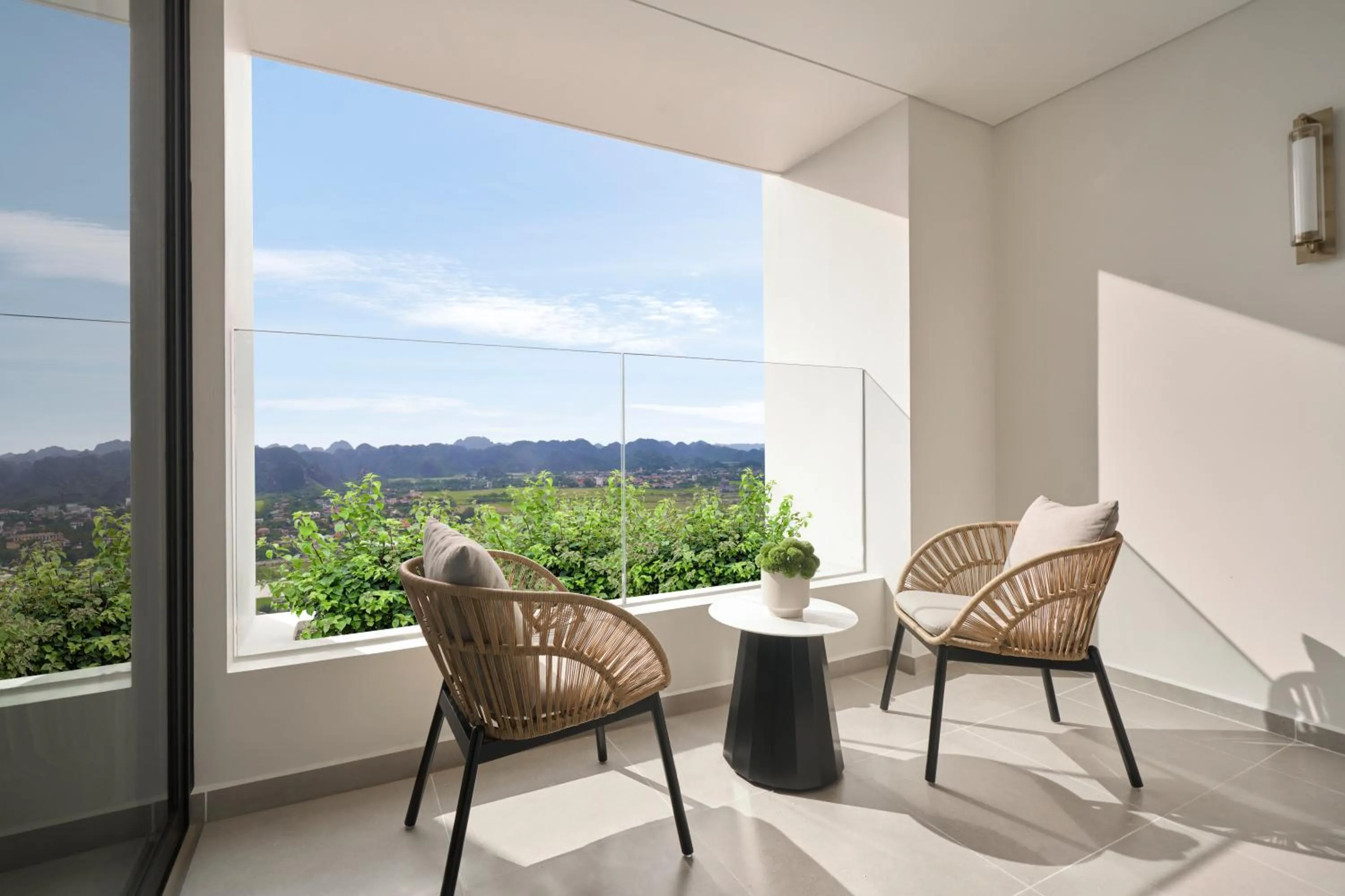 Day in Pullman Ninh Binh