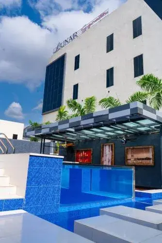 Lunar Signature Hotel & Suites Lunar Signature Hotel & Suites