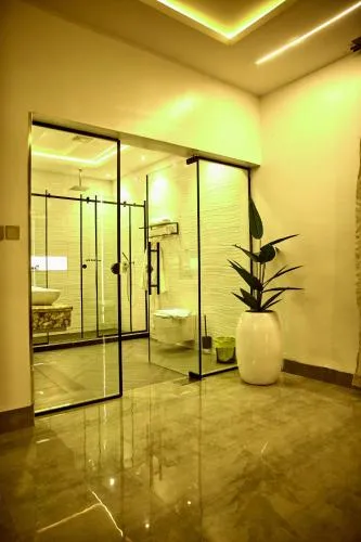 Lunar Signature Hotel & Suites