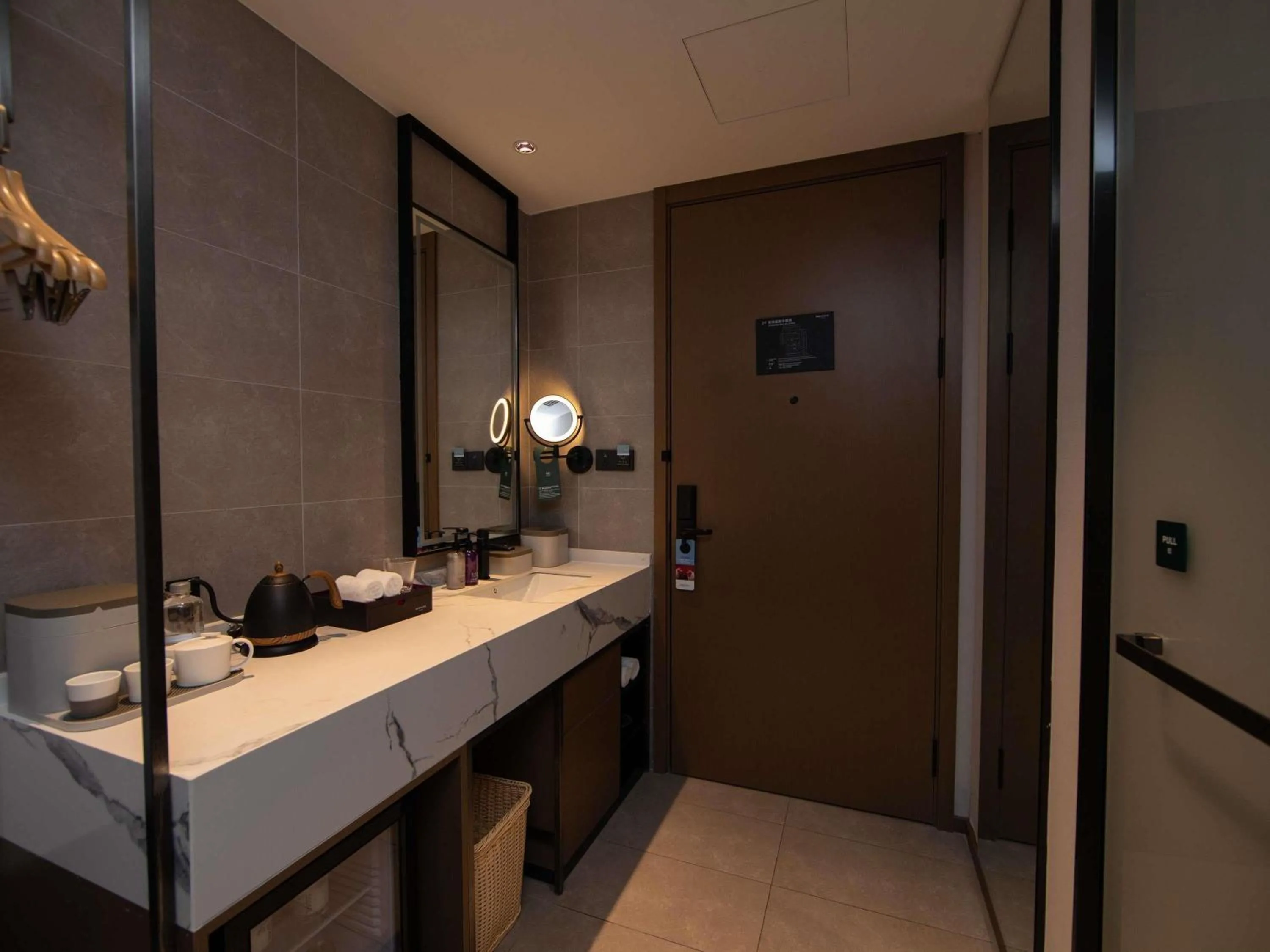 Superior Twin Room - single occupancy in Mercure Shanghai Lujiazui Financial Center