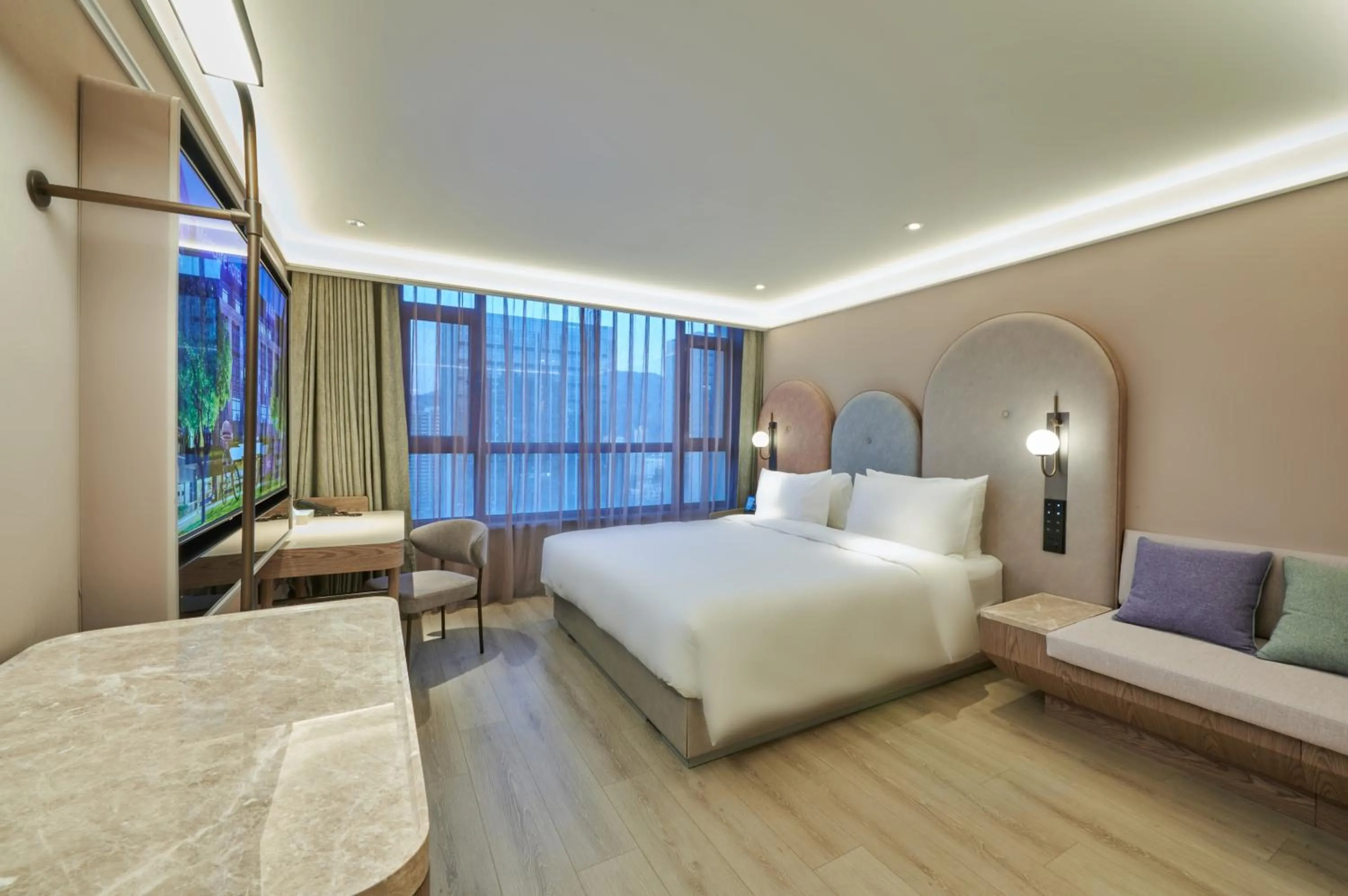 Photo of the whole room, Bed in Mercure Lanzhou West
