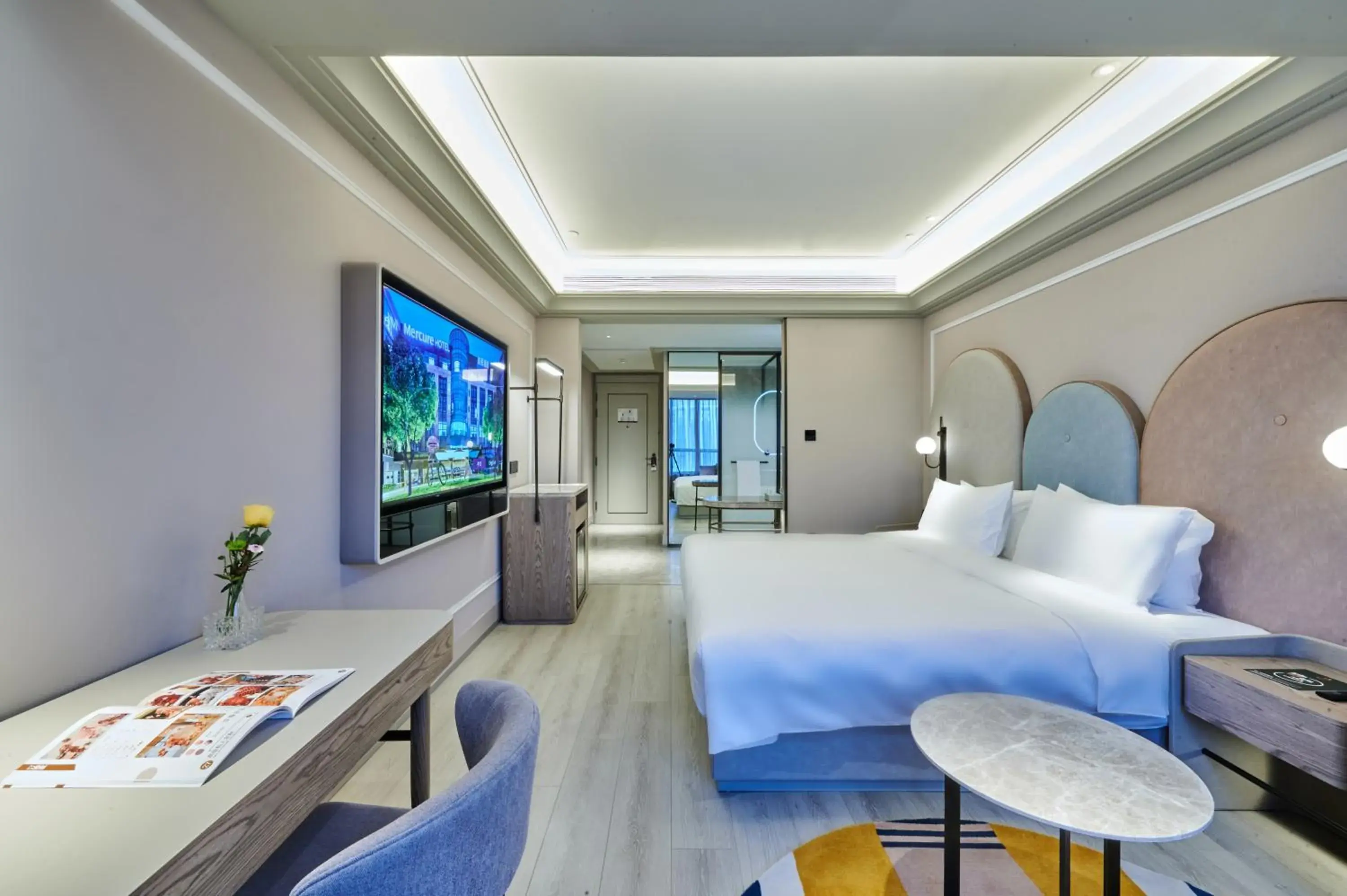Executive King Room in Mercure Lanzhou West Executive King Room in Mercure Lanzhou West