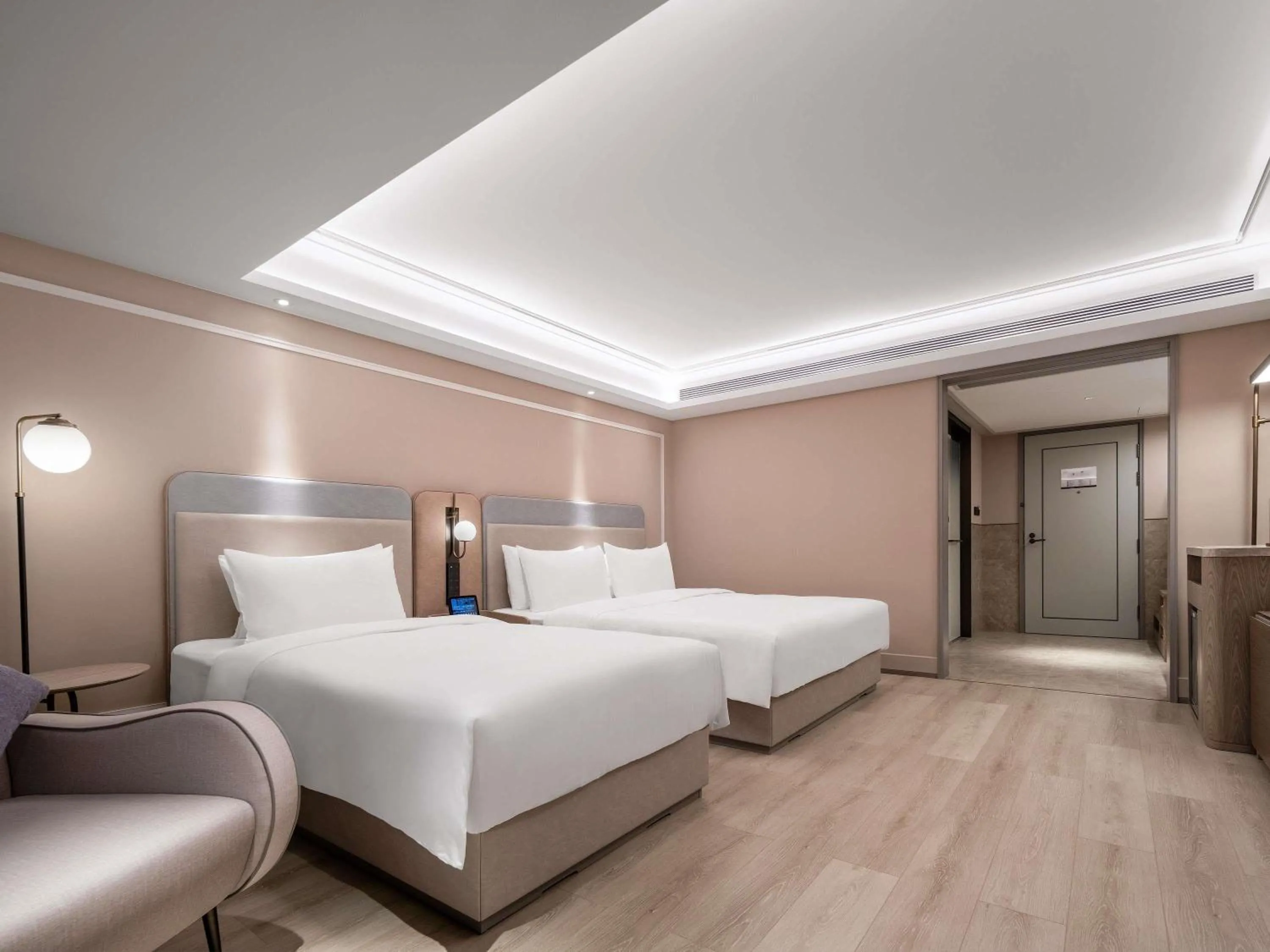 Bedroom, Bed in Mercure Chengdu Wuhou Temple