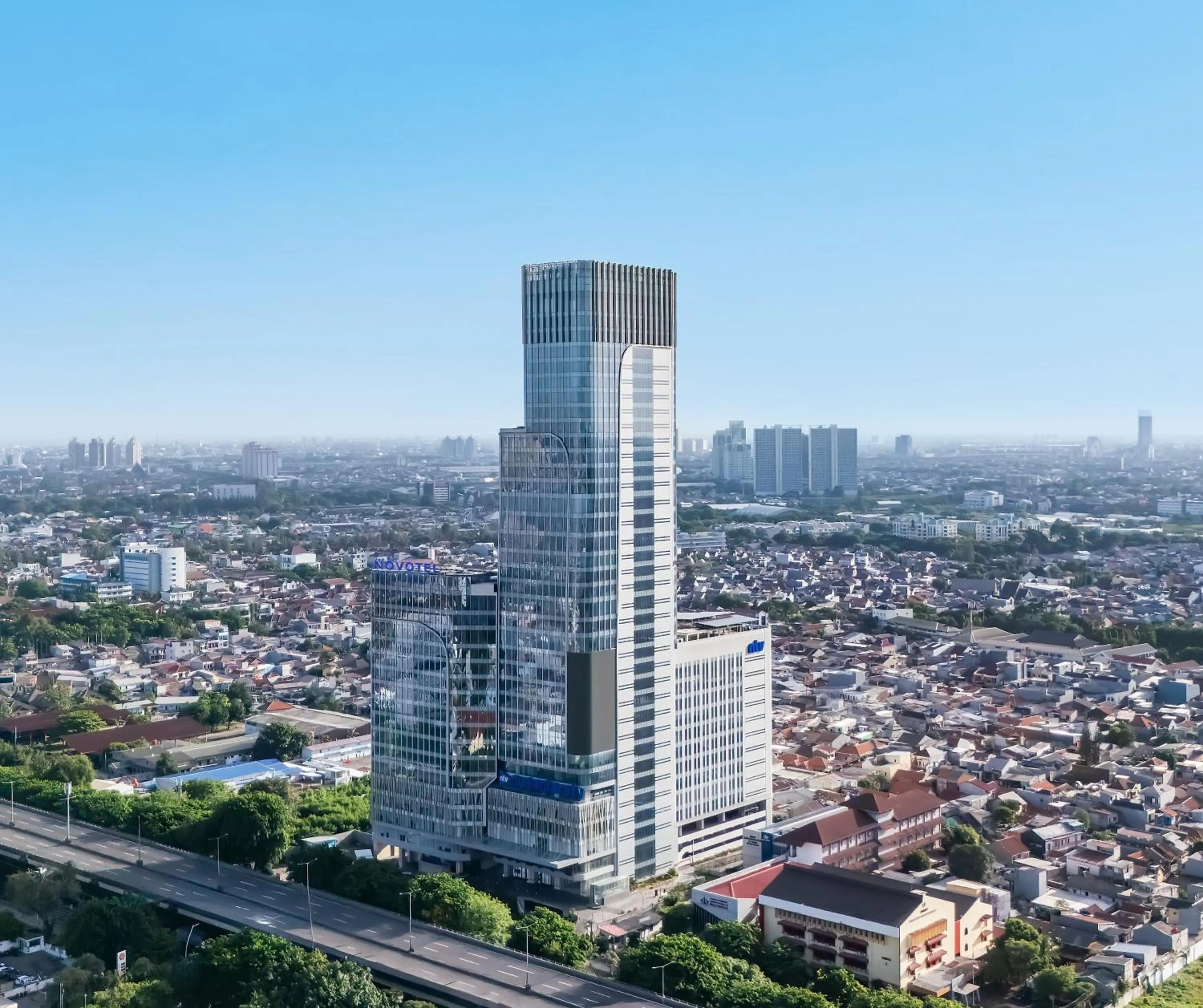 Property building in Novotel Jakarta Pulo Mas