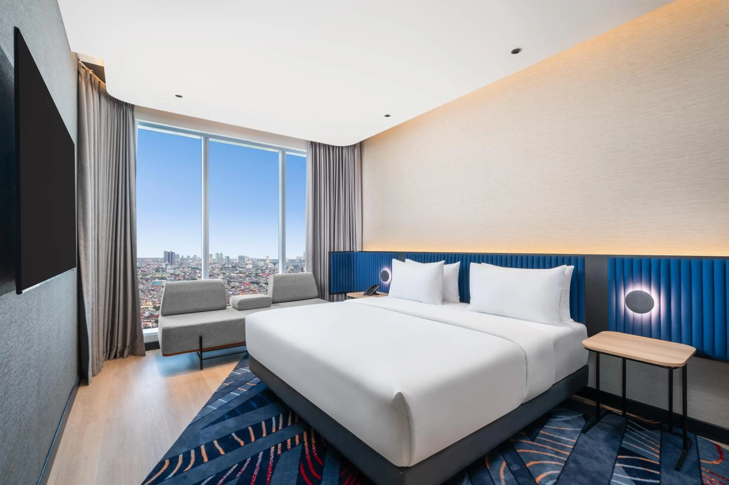 Bedroom, Bed in Novotel Jakarta Pulo Mas