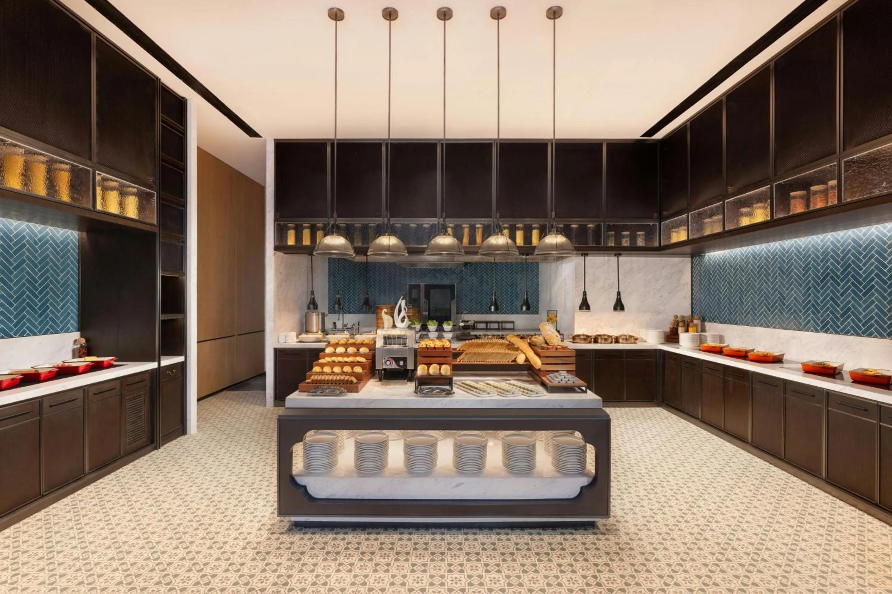 Restaurant/places to eat in Four Points by Sheraton Guangzhou Bai’e Tan