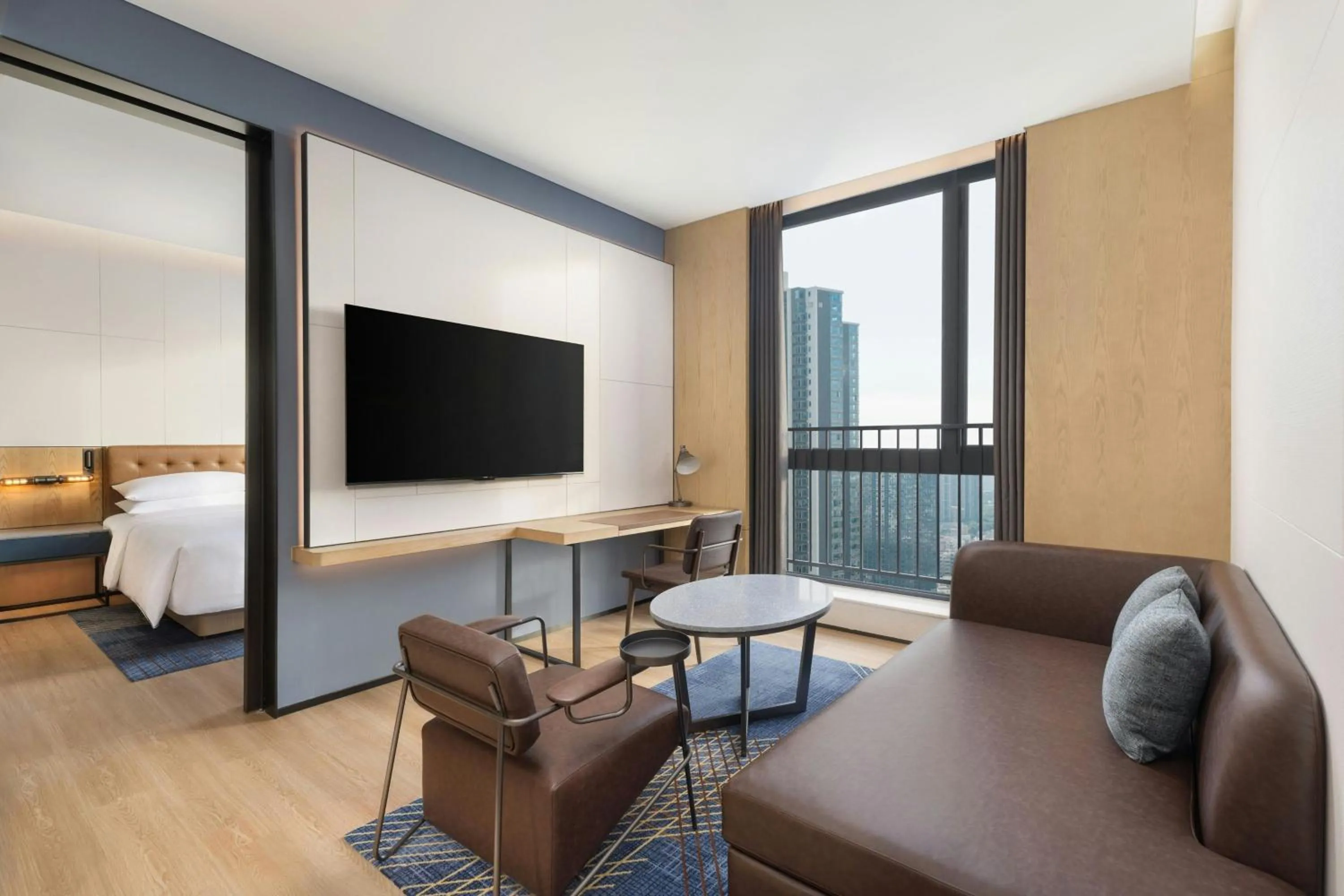 Living room in Four Points by Sheraton Guangzhou Bai’e Tan