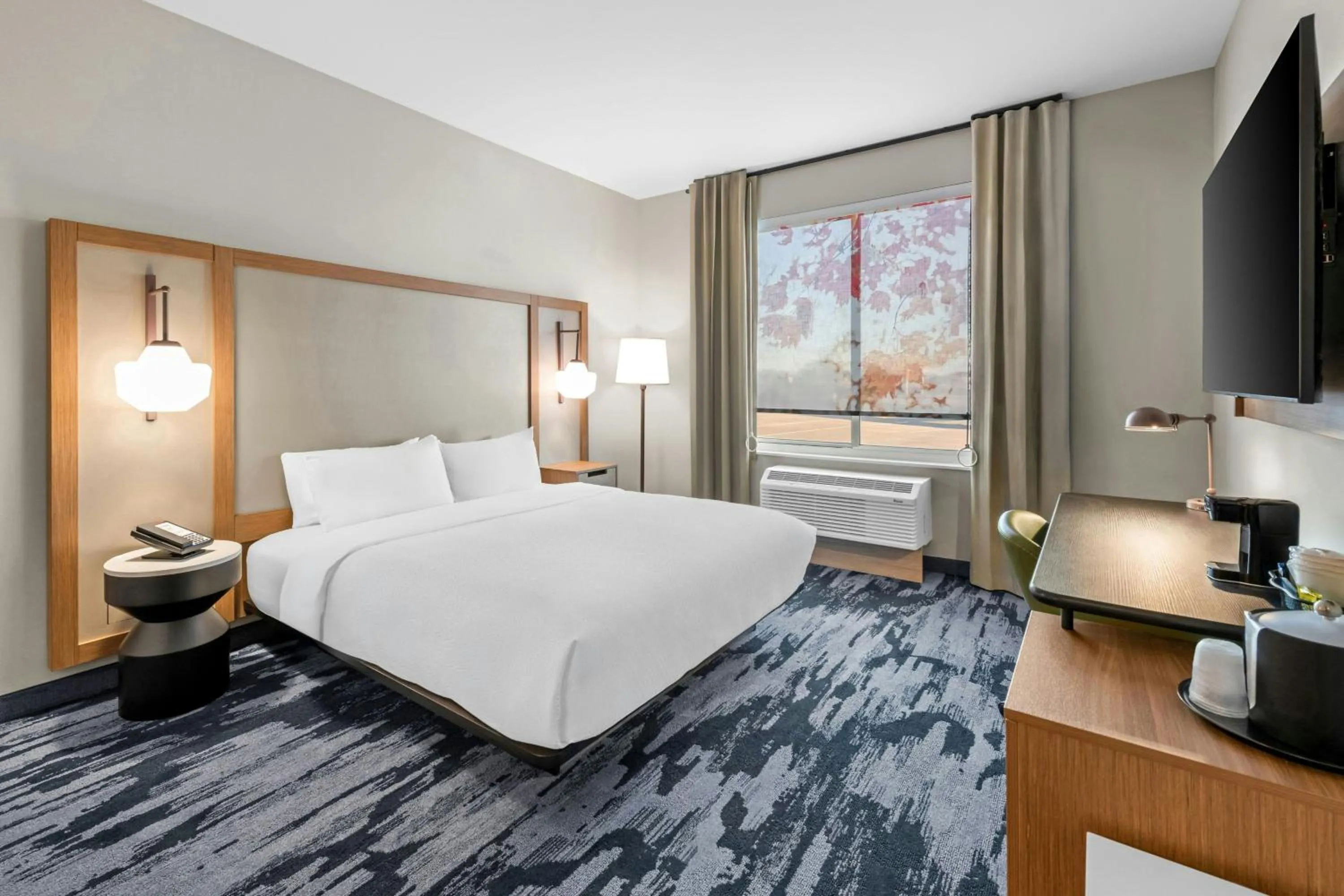 Photo of the whole room, Bed in Fairfield by Marriott Inn & Suites Emporia