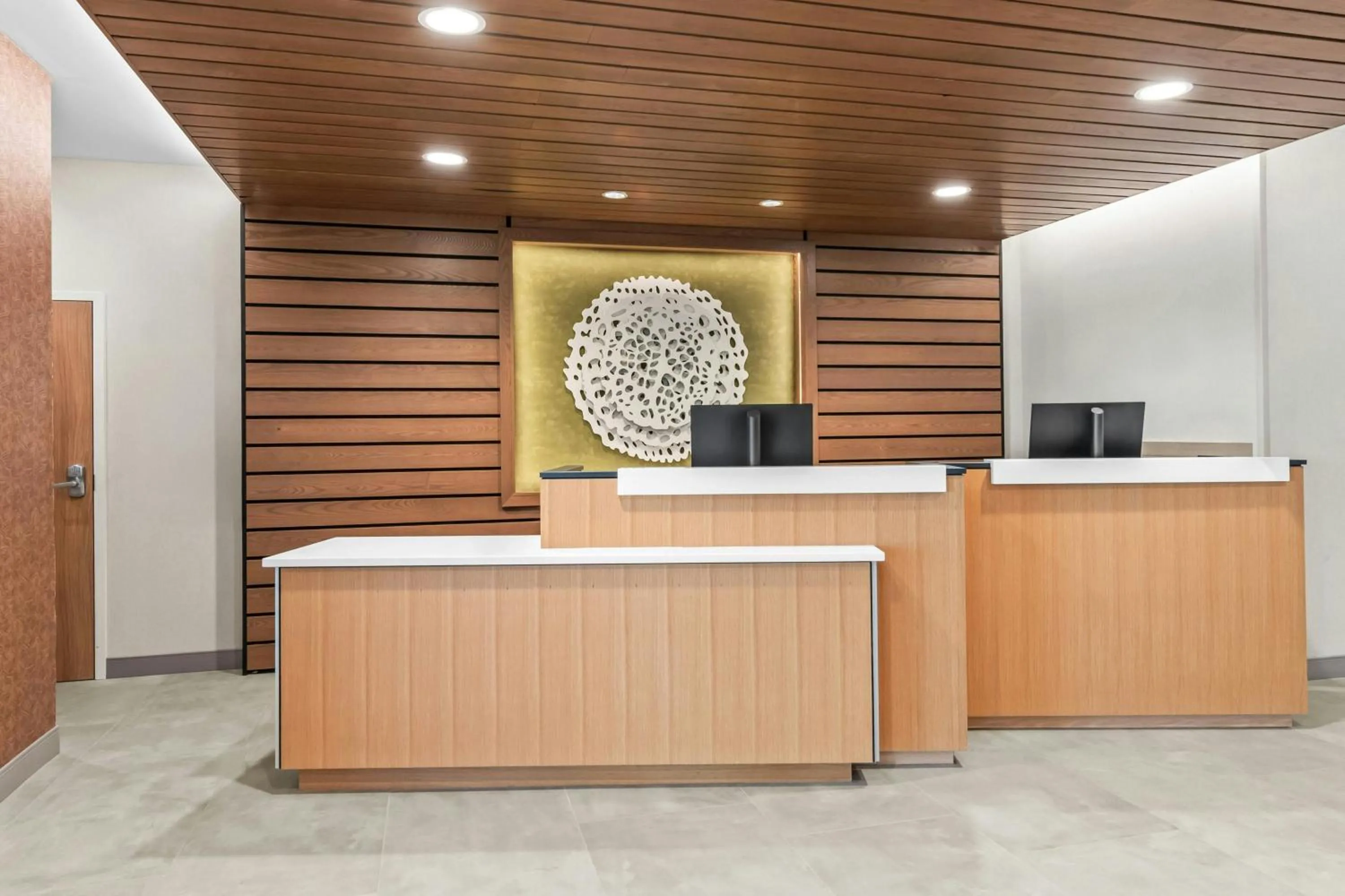 Lobby or reception in Fairfield by Marriott Inn & Suites Emporia