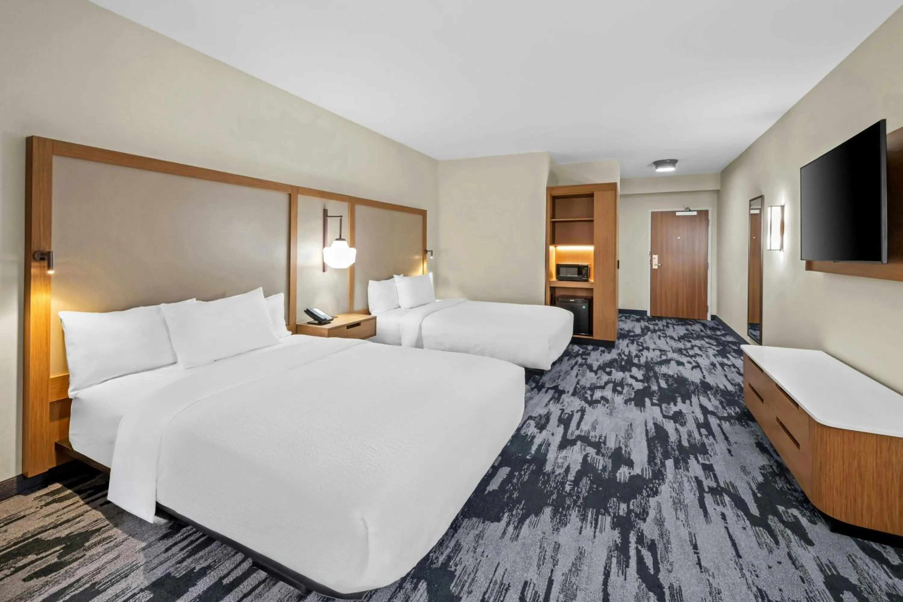 Photo of the whole room, Bed in Fairfield by Marriott Inn & Suites Emporia
