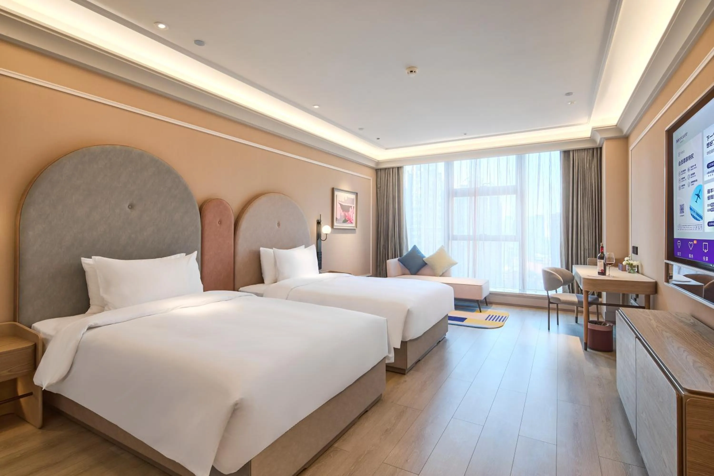 Photo of the whole room in Mercure Taiyuan Yingze
