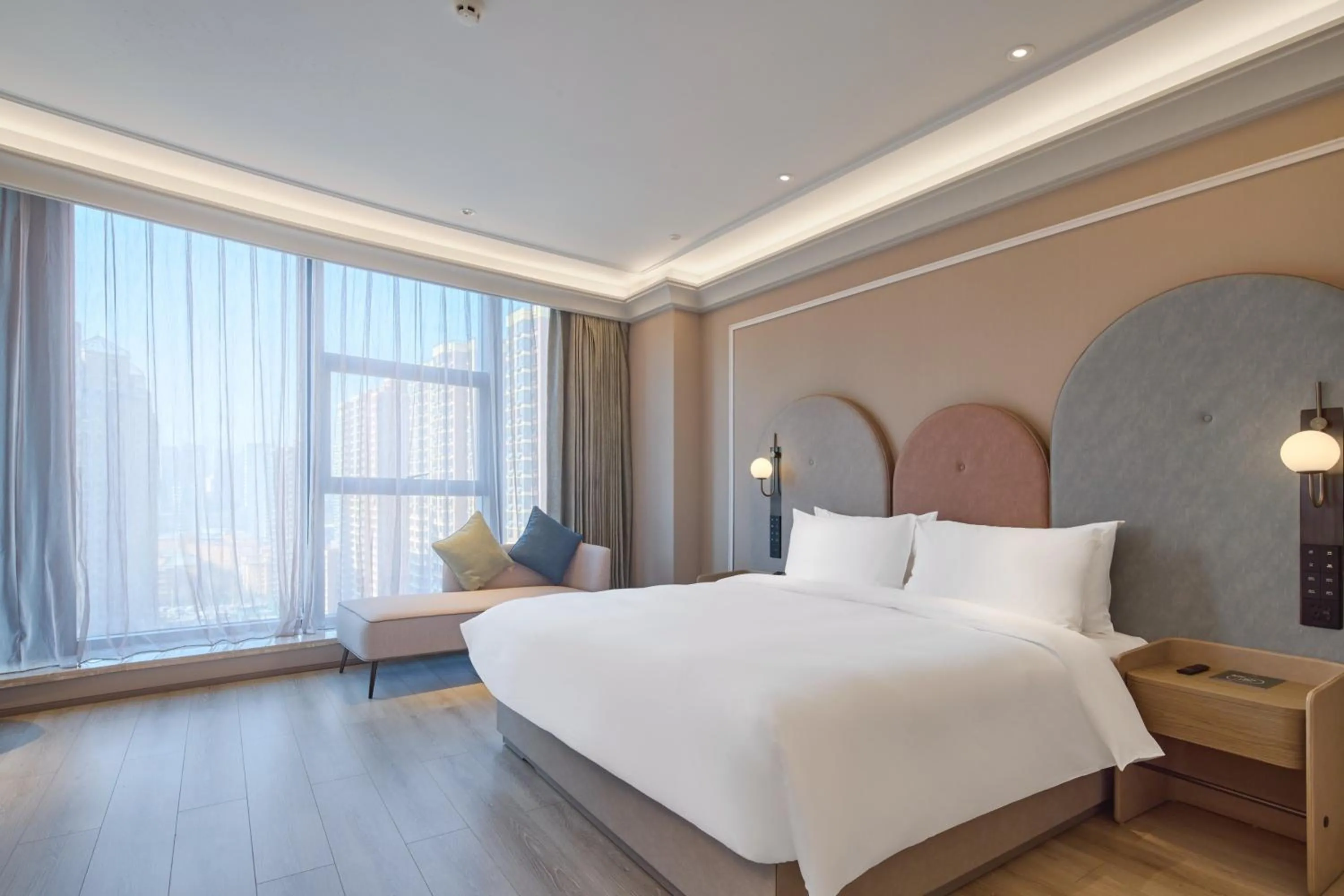 Bed in Mercure Taiyuan Yingze