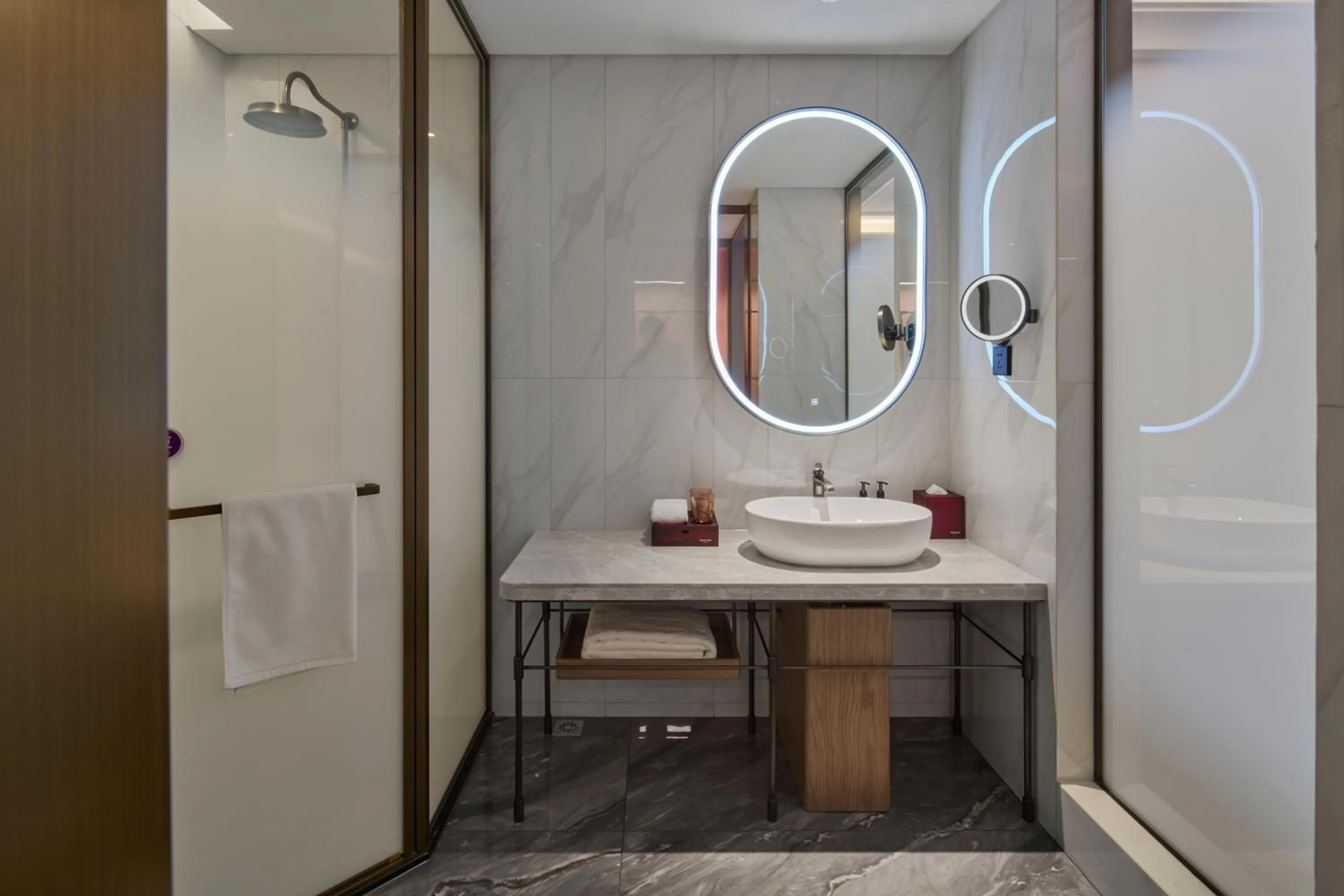 Shower in Mercure Taiyuan Yingze