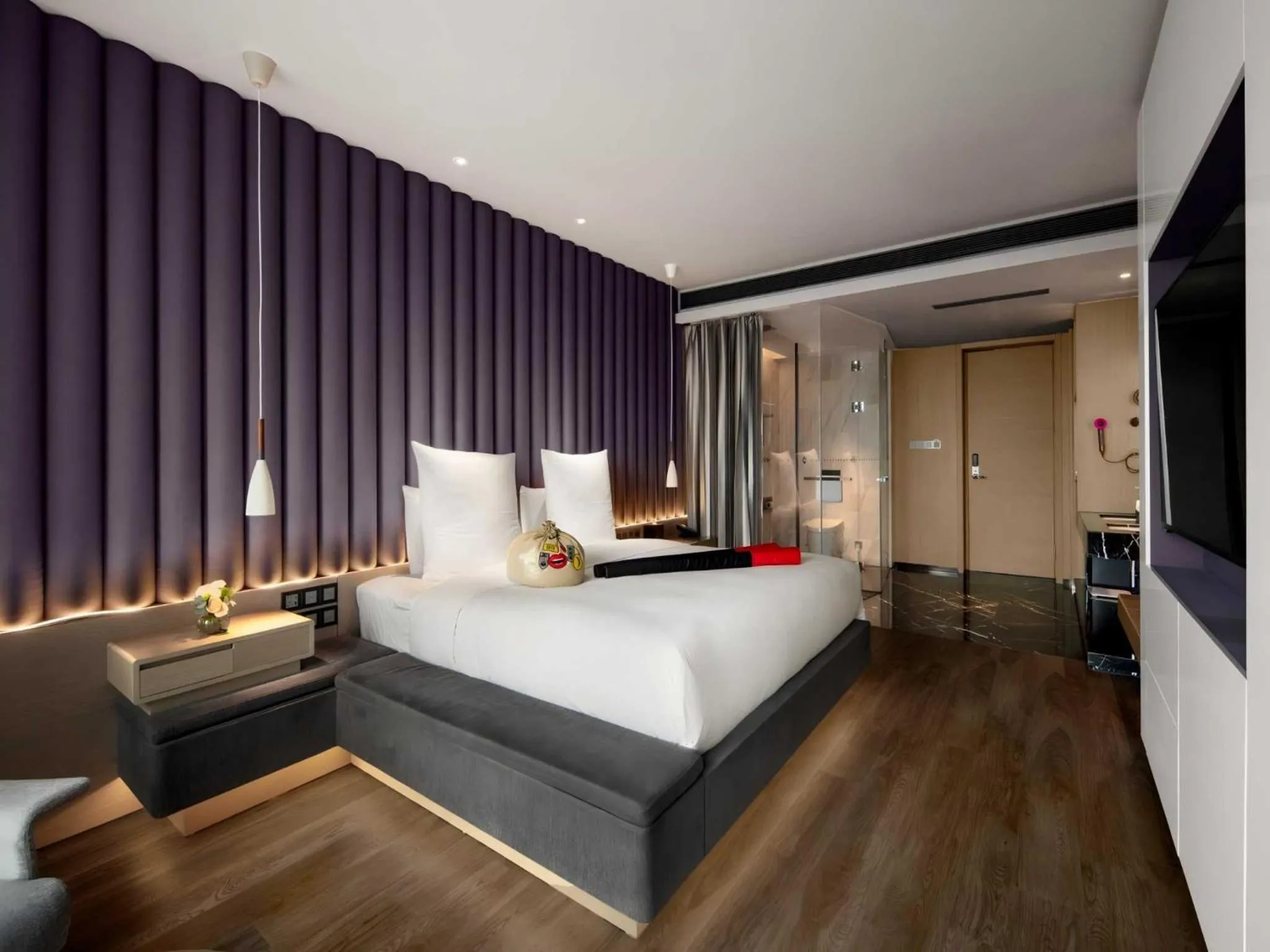 Bed in Mercure Yangzhou East High-Speed Railway Station