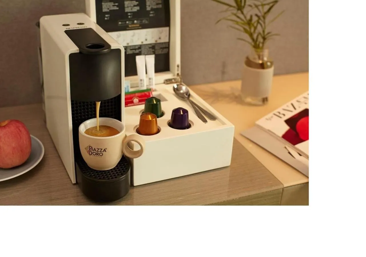 Coffee/tea facilities in Mercure Yangzhou East High-Speed Railway Station