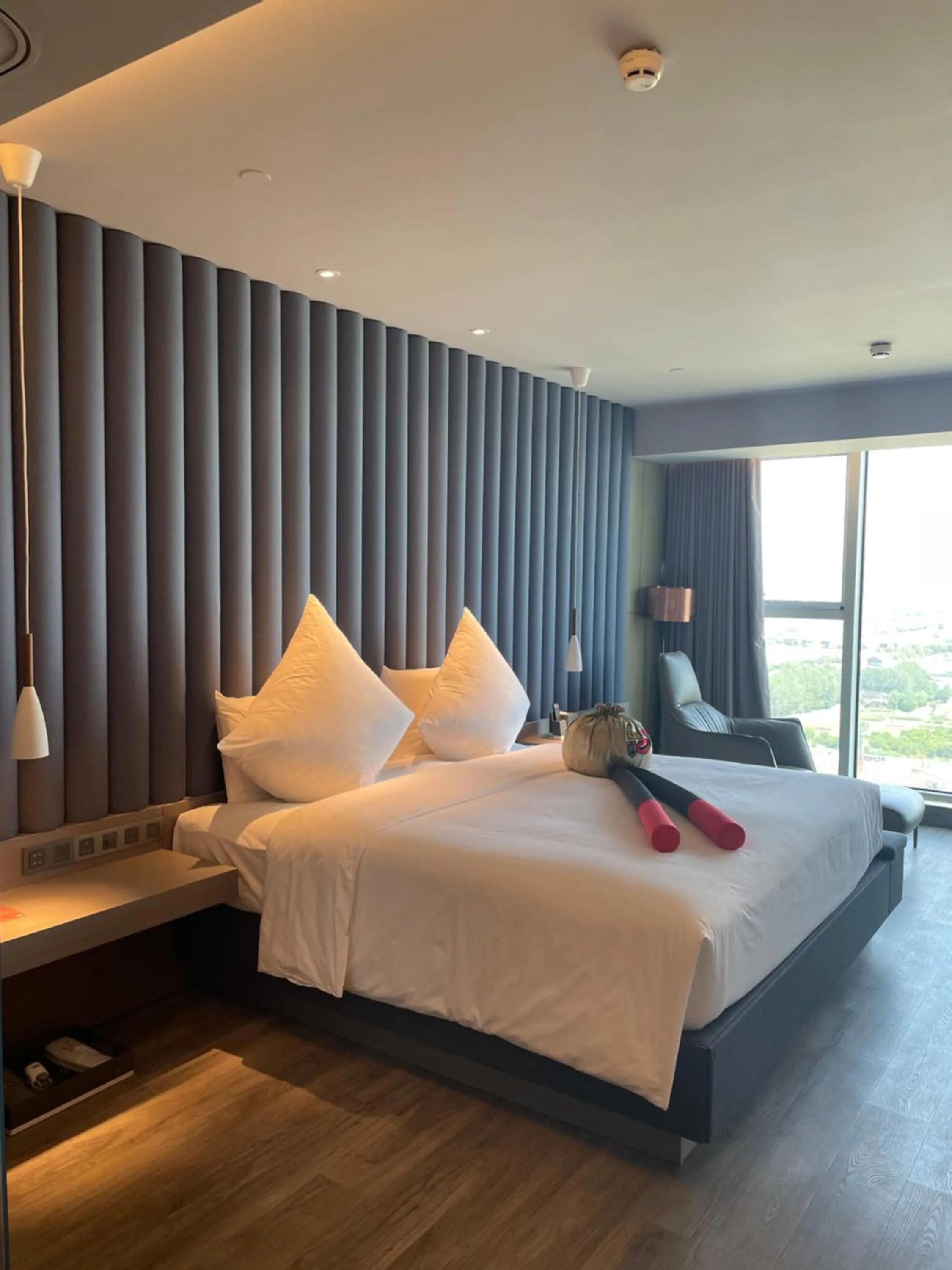Bed in Mercure Yangzhou East High-Speed Railway Station