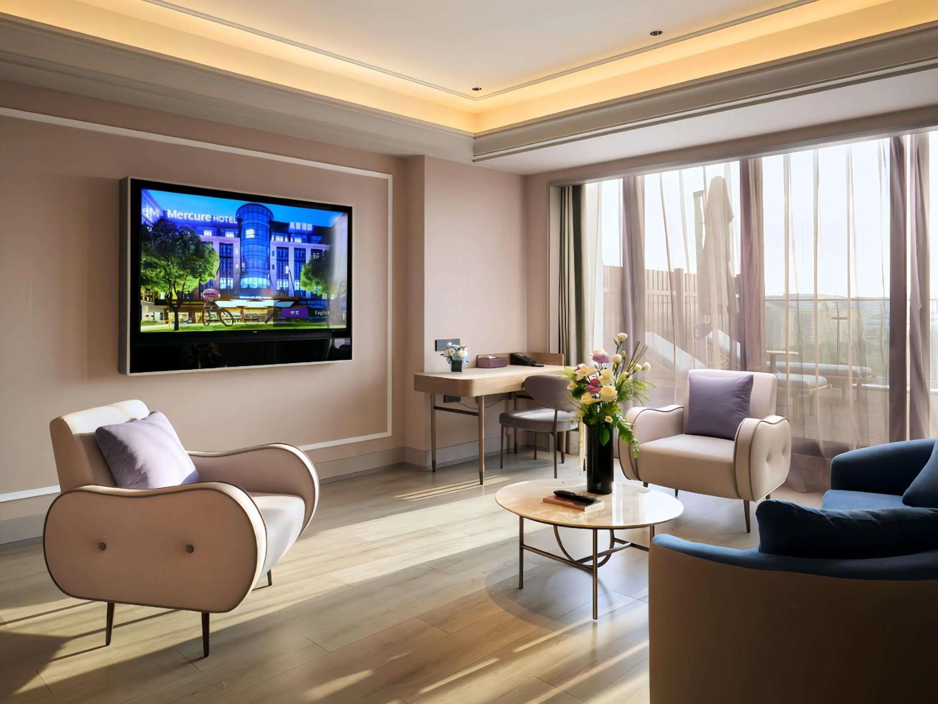 Bedroom in Mercure Shanghai Lingang Oriental Pearl
