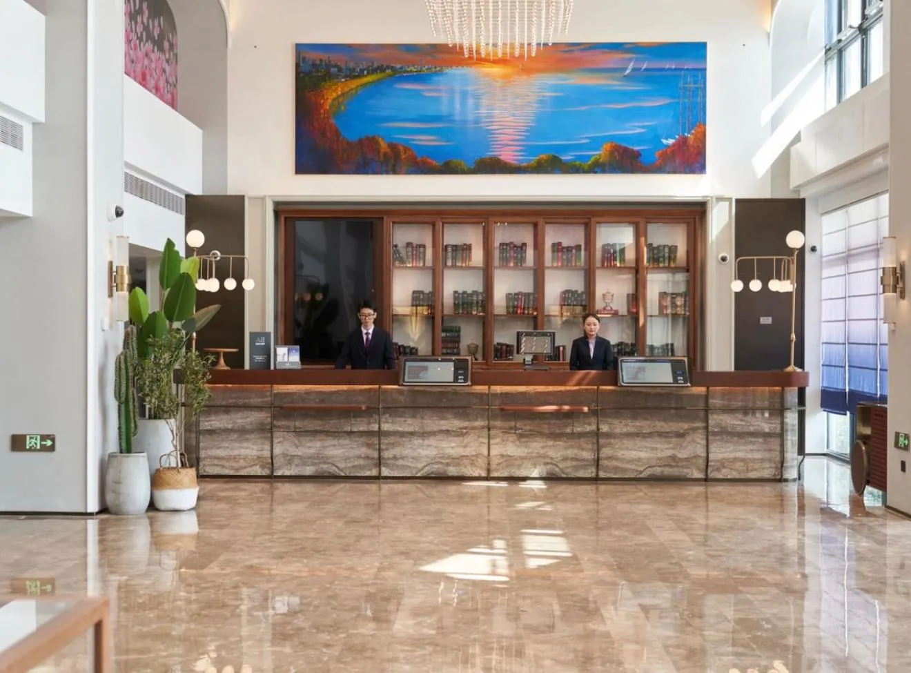 Lobby or reception in Mercure Shanghai Lingang Oriental Pearl