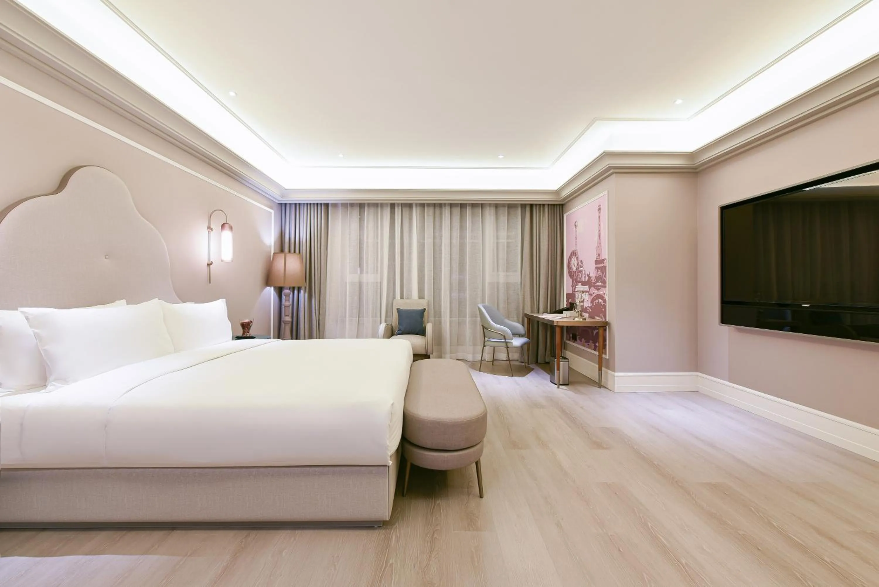 Bed in Mercure Tianjin Eco Oriental