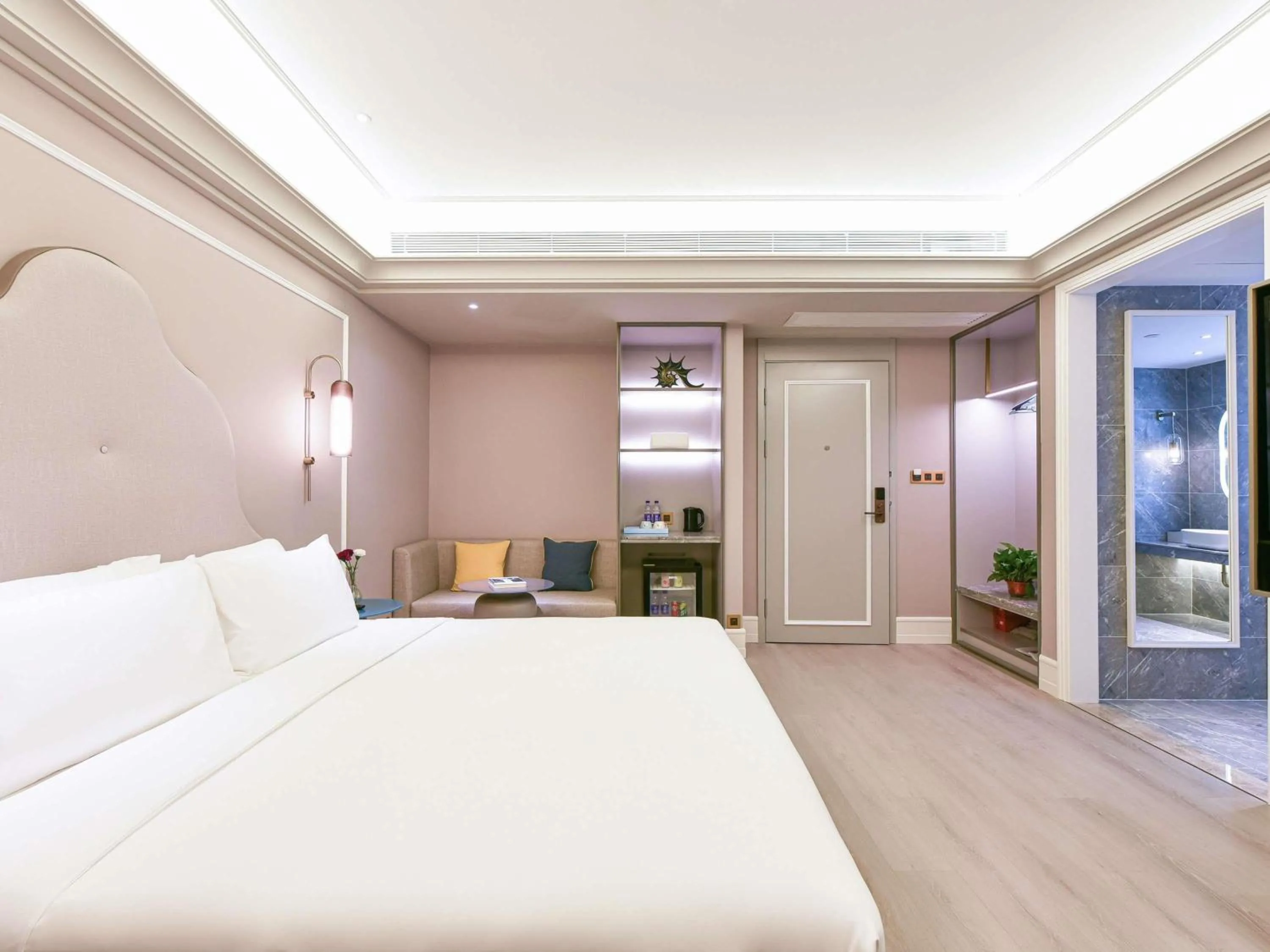 Bedroom, Bed in Mercure Tianjin Eco Oriental