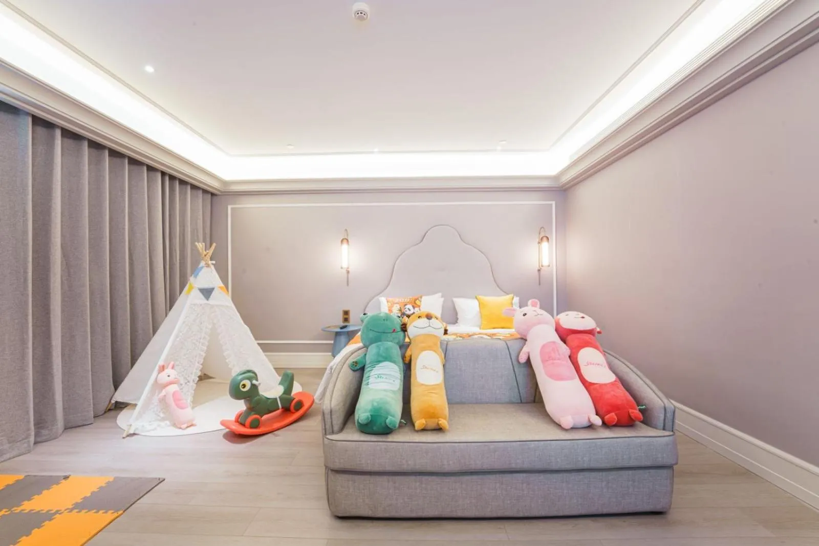 Bed in Mercure Tianjin Eco Oriental