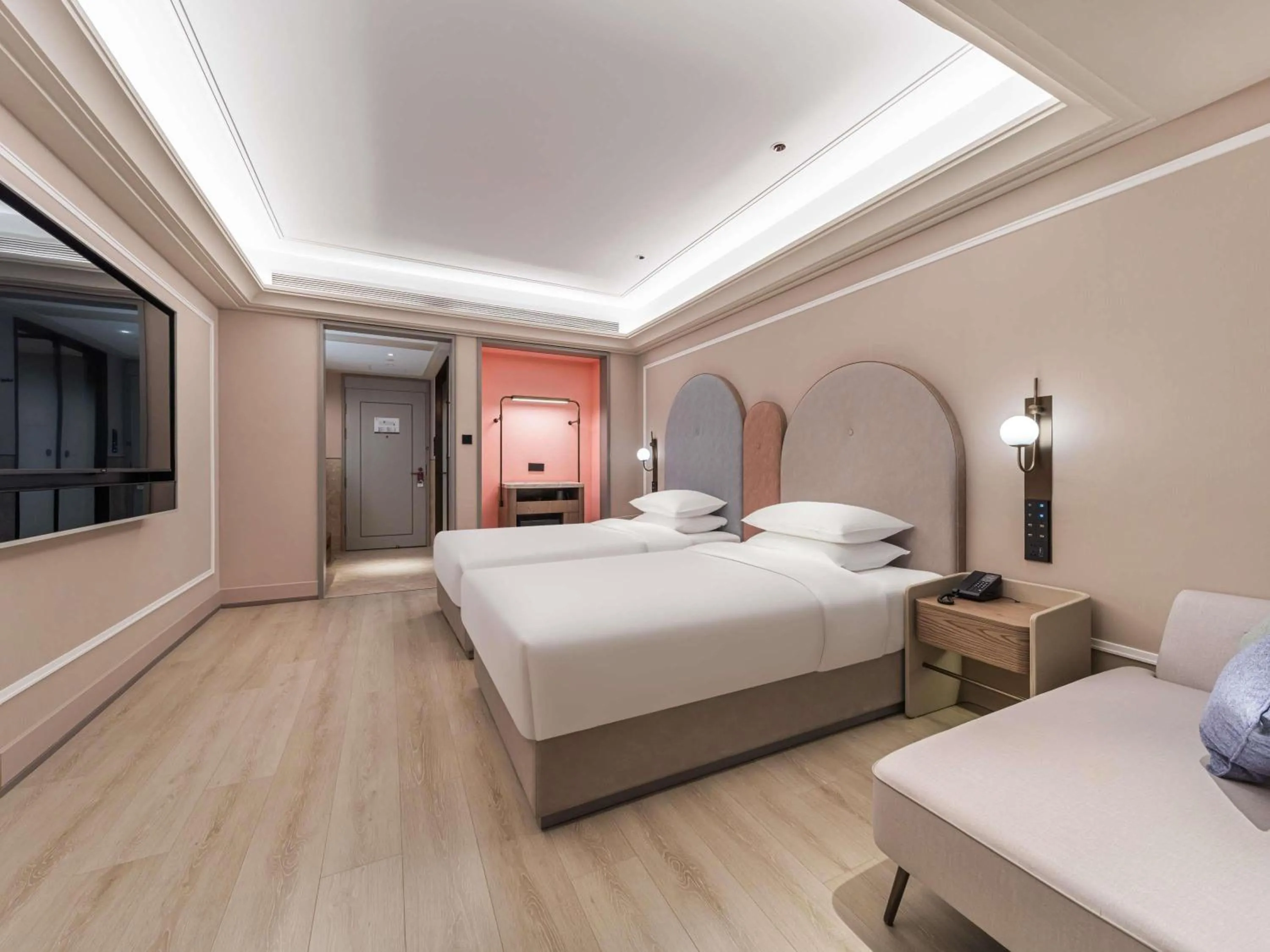 Deluxe Twin Room in Mercure Zhangjiajie Tianmen Mountain