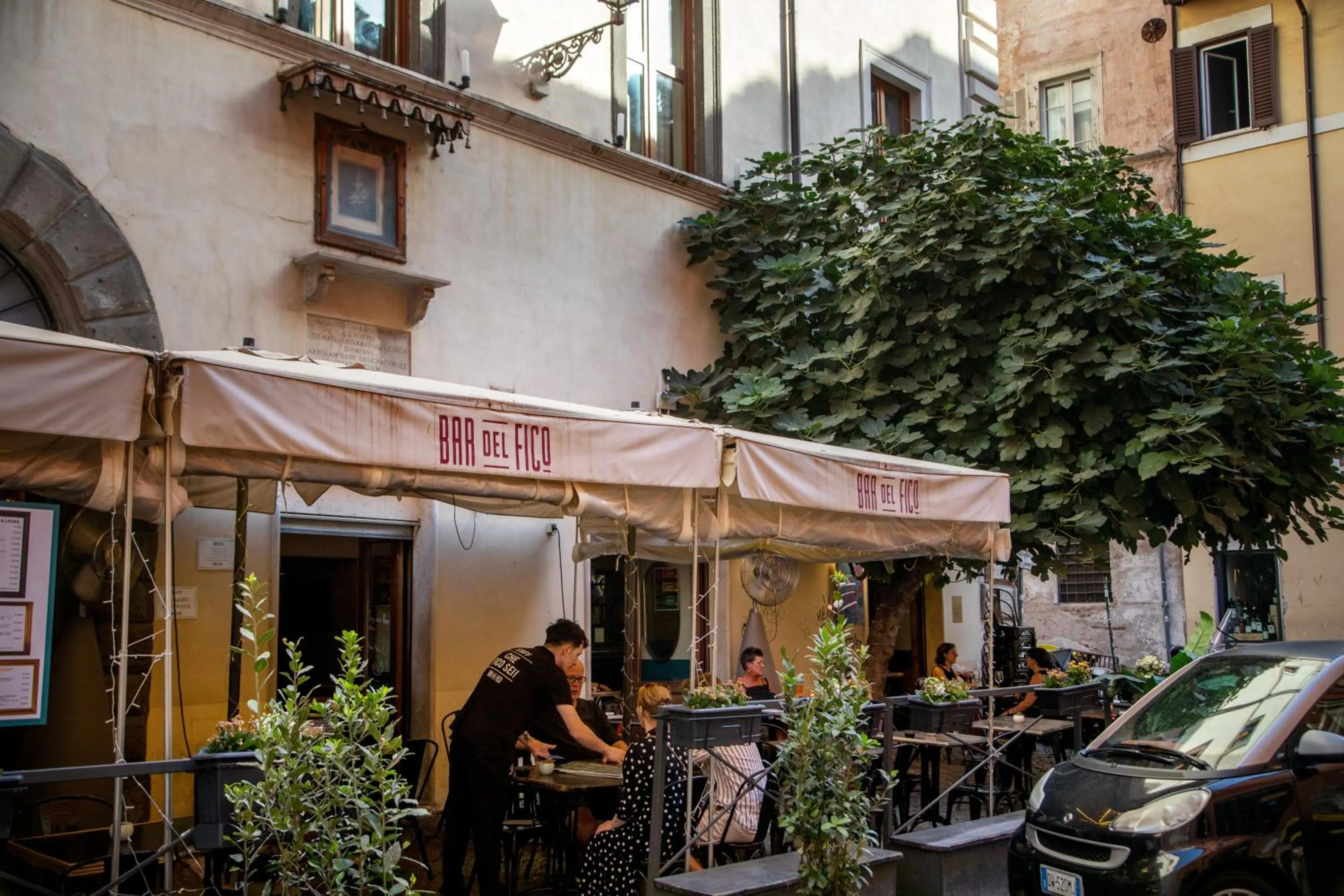 Nearby landmark in The Right Place 4U Navona Luxury Rooms