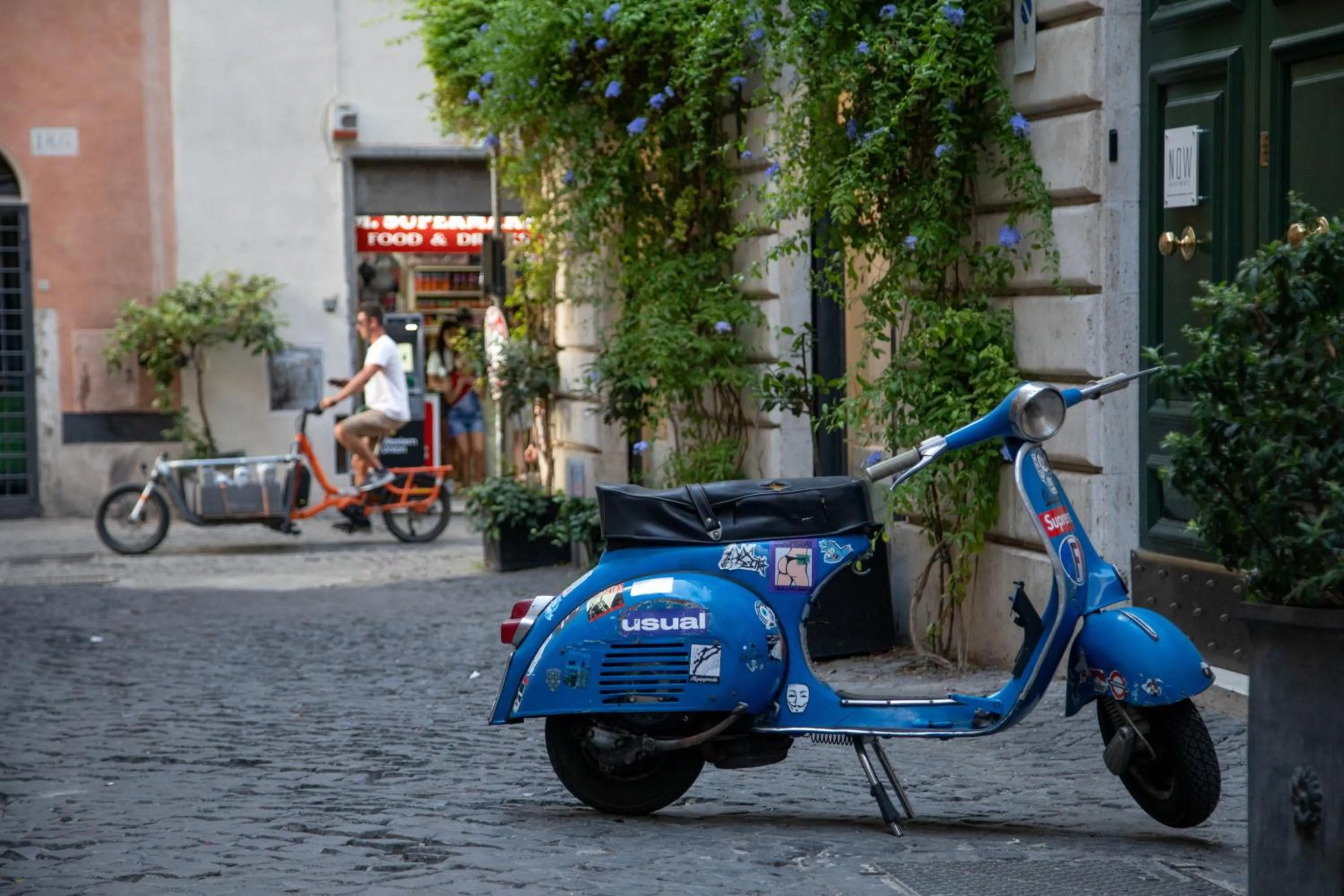 Nearby landmark in The Right Place 4U Navona Luxury Rooms