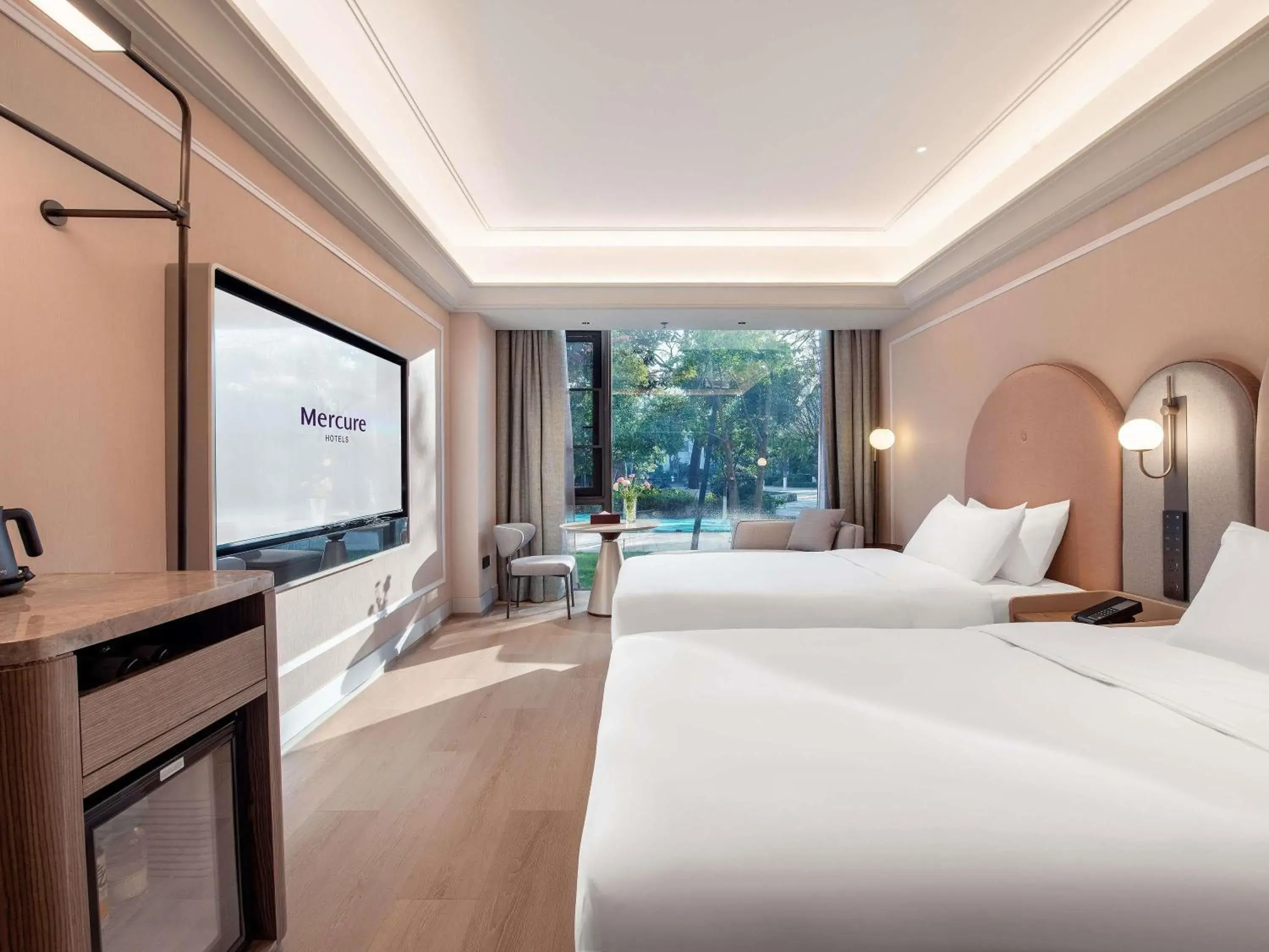 Superior Twin Room in Mercure KunMing Airport Superior Twin Room in Mercure KunMing Airport