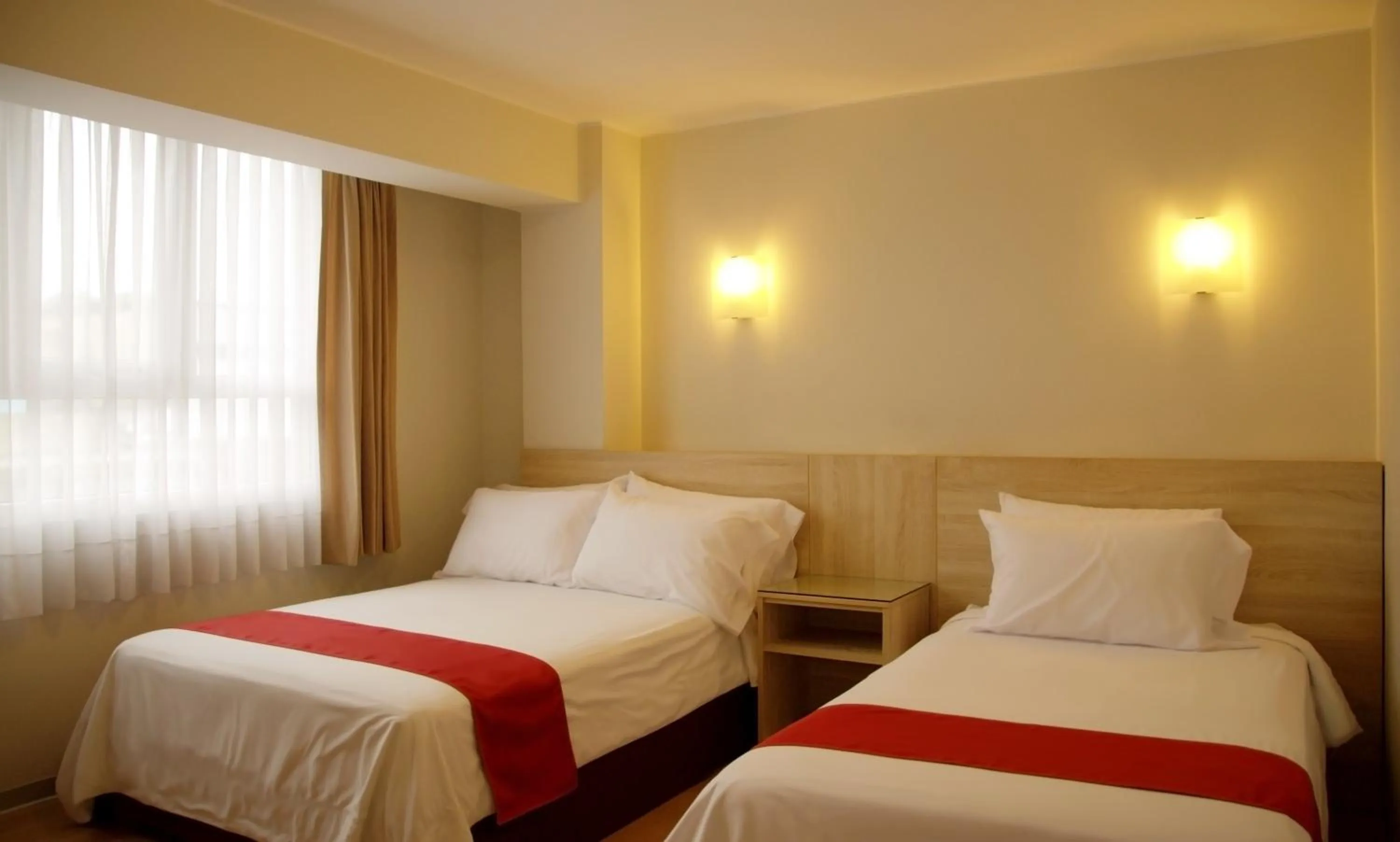 Photo of the whole room, Bed in Hotel San Remo