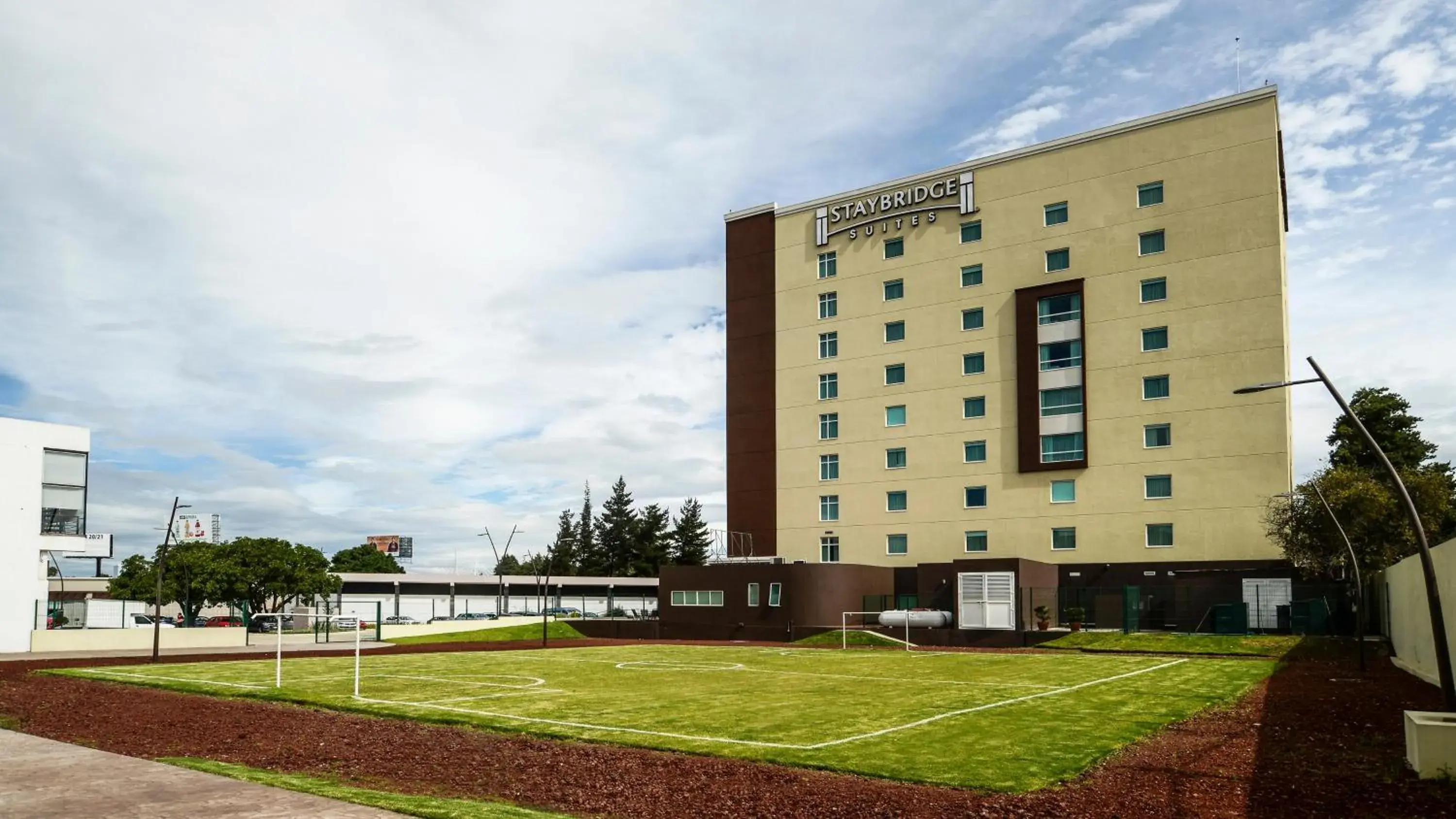 Property building in Staybridge Suites Puebla by IHG Property building in Staybridge Suites Puebla by IHG
