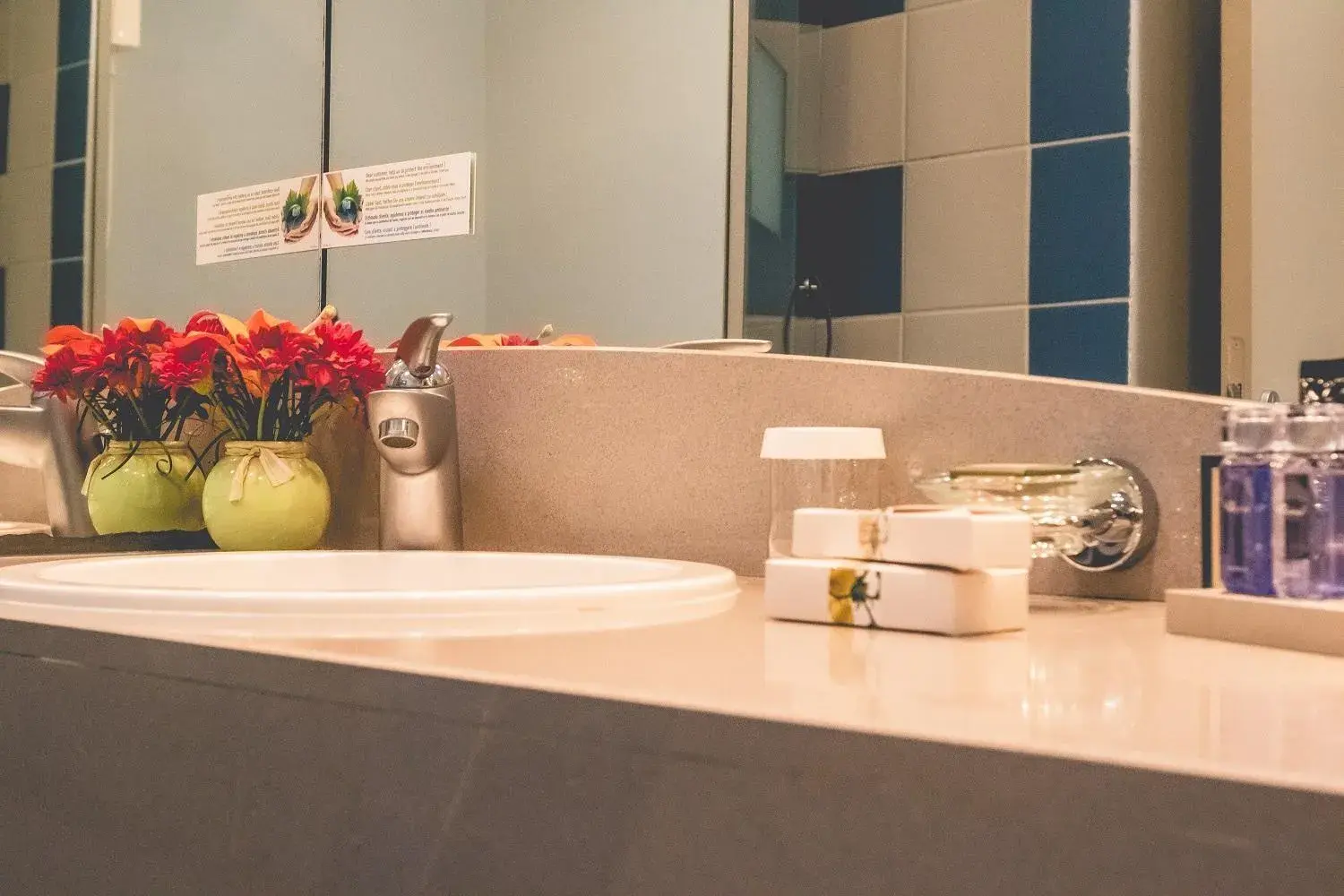 Twin Room with Sea View in Hotel des Roches Twin Room with Sea View in Hotel des Roches