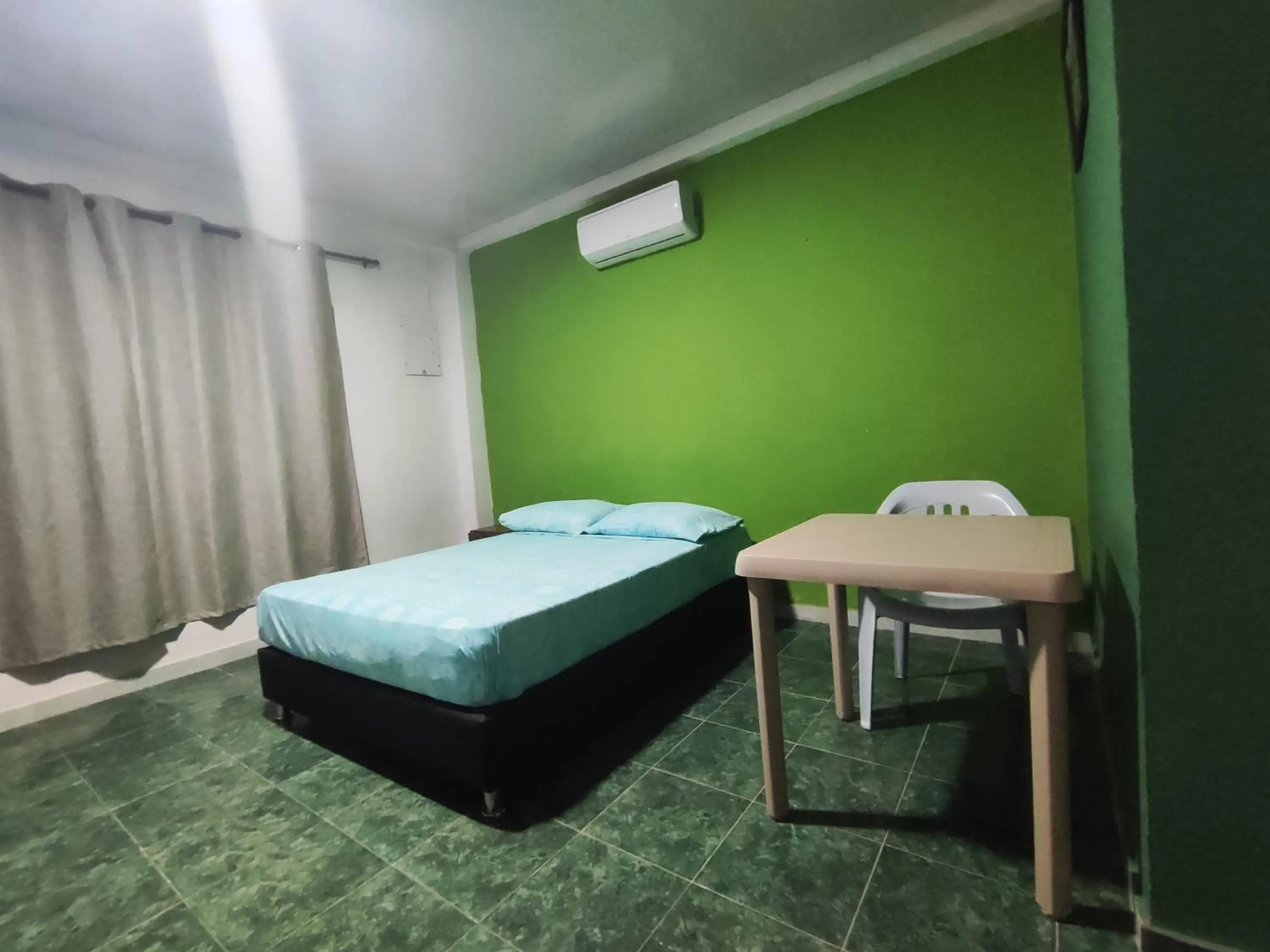 Bed in Ludisa House