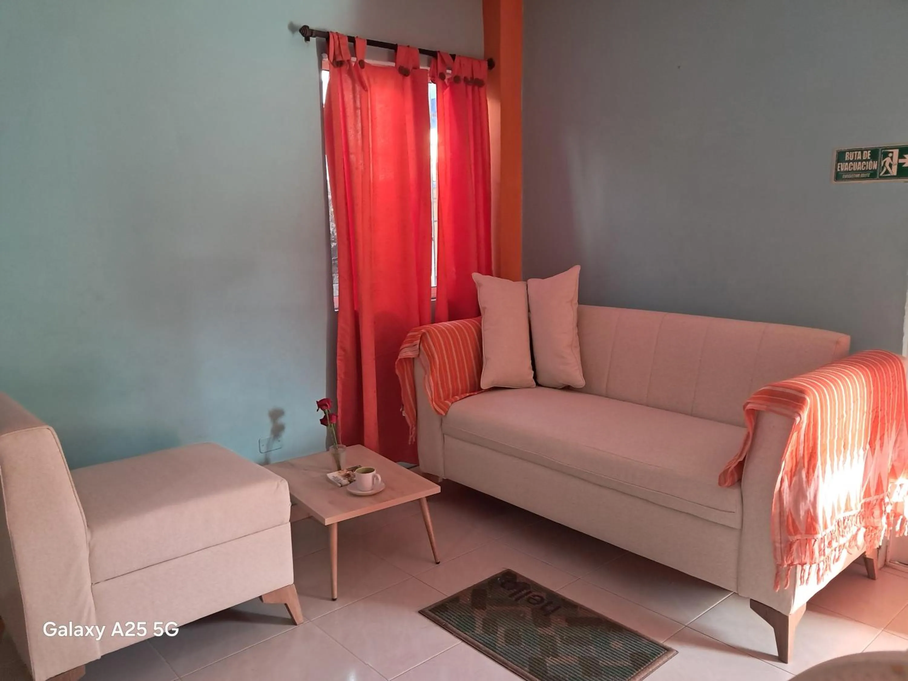 Ludisa House