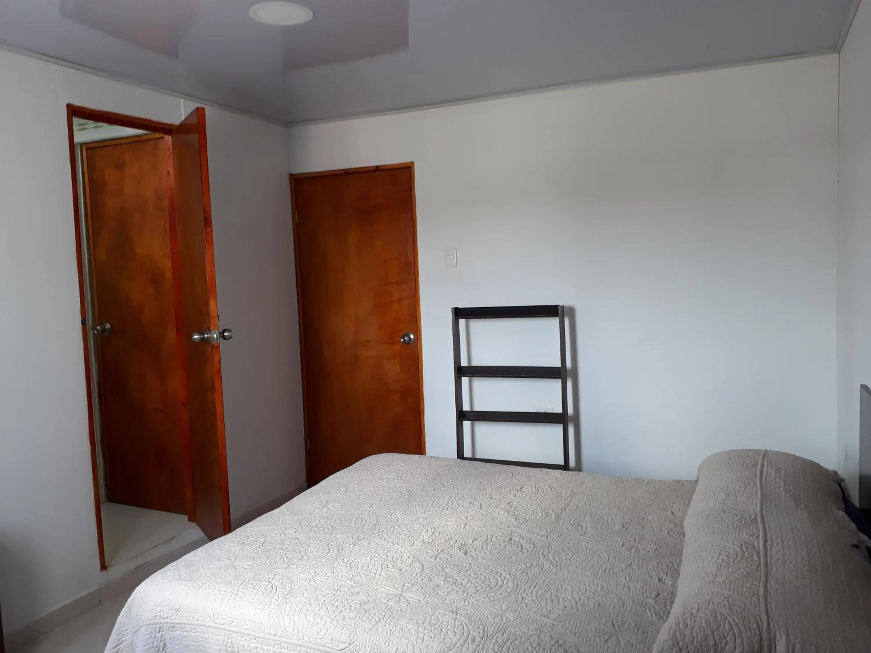 Bed in Ludisa House