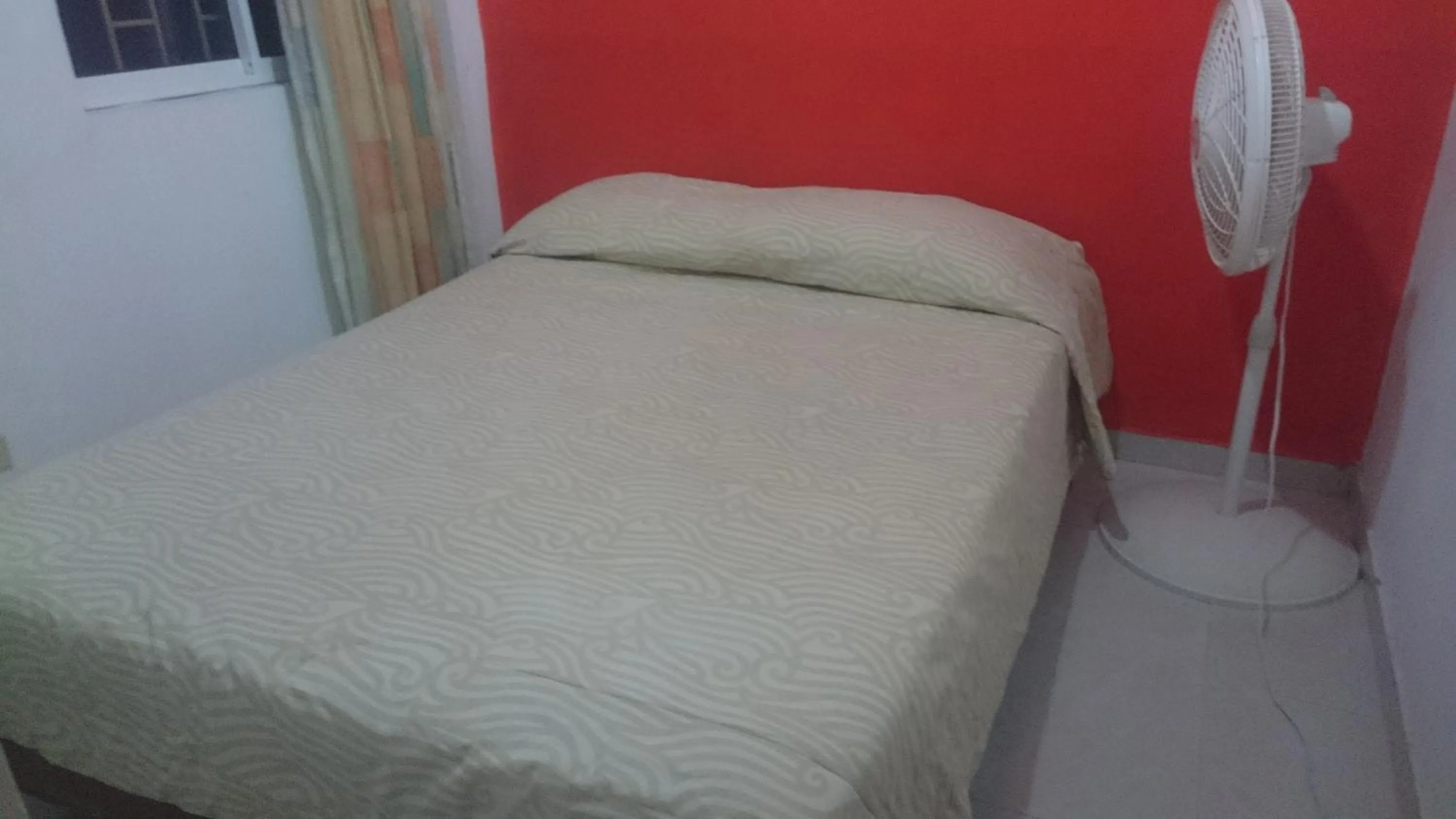 Bedroom, Bed in Ludisa House