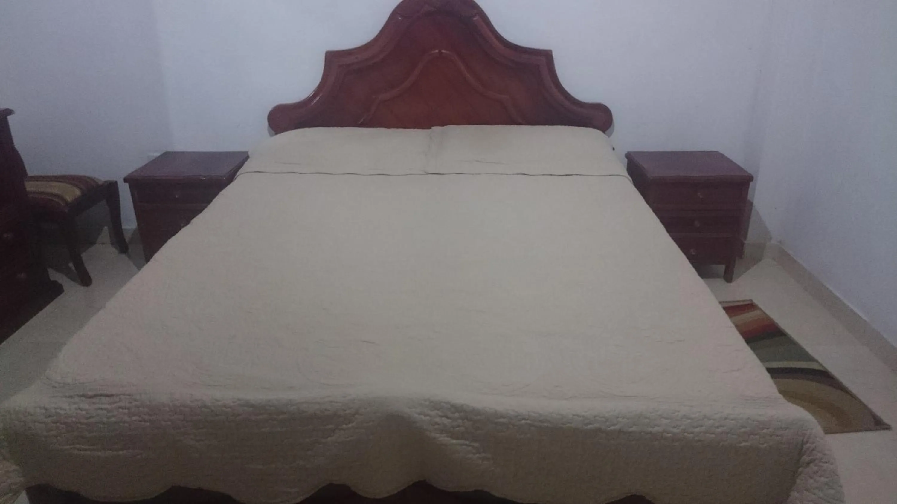 Bedroom, Bed in Ludisa House