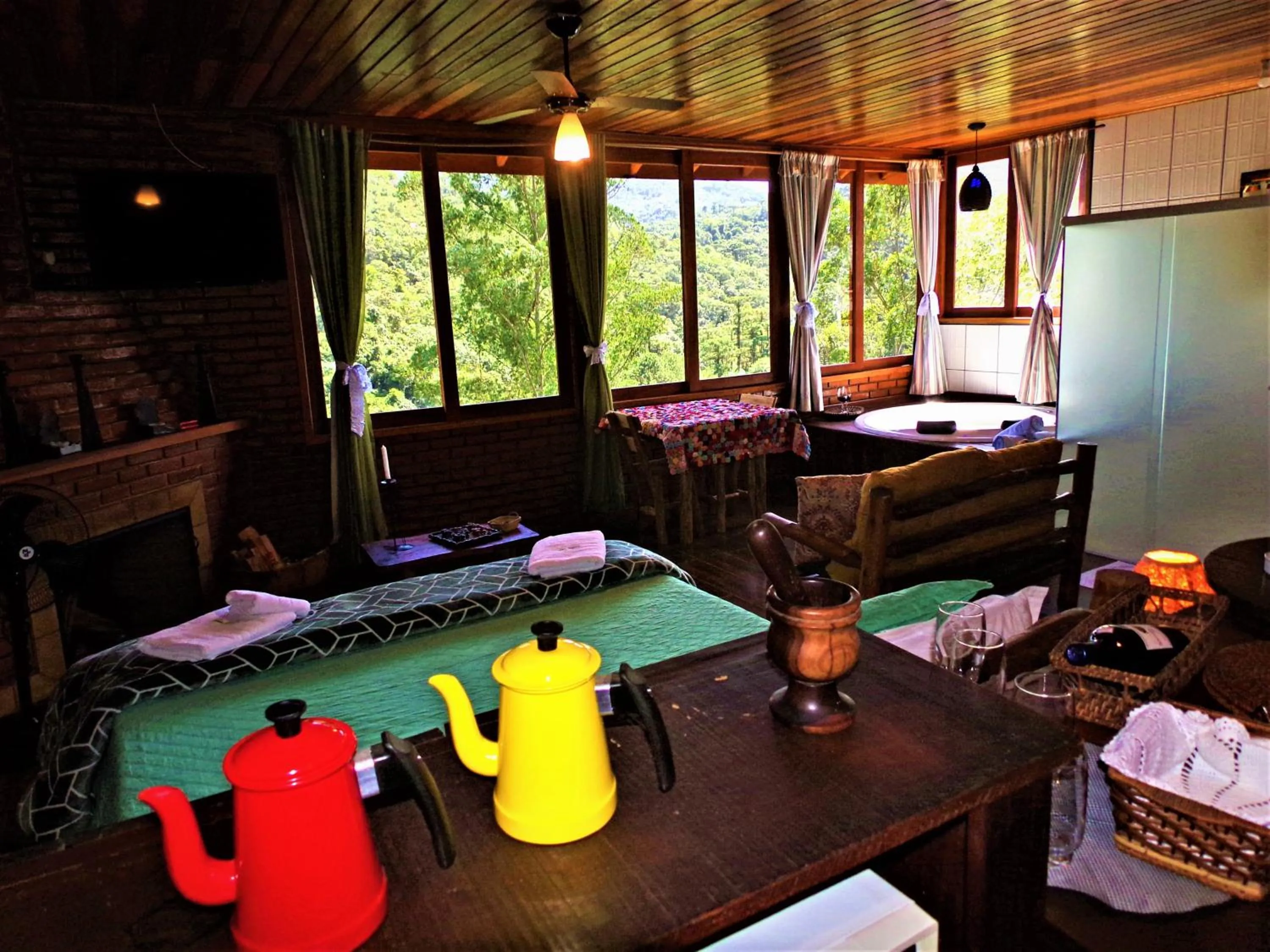 Dining area in Pousada Verde Água Visconde de Mauá