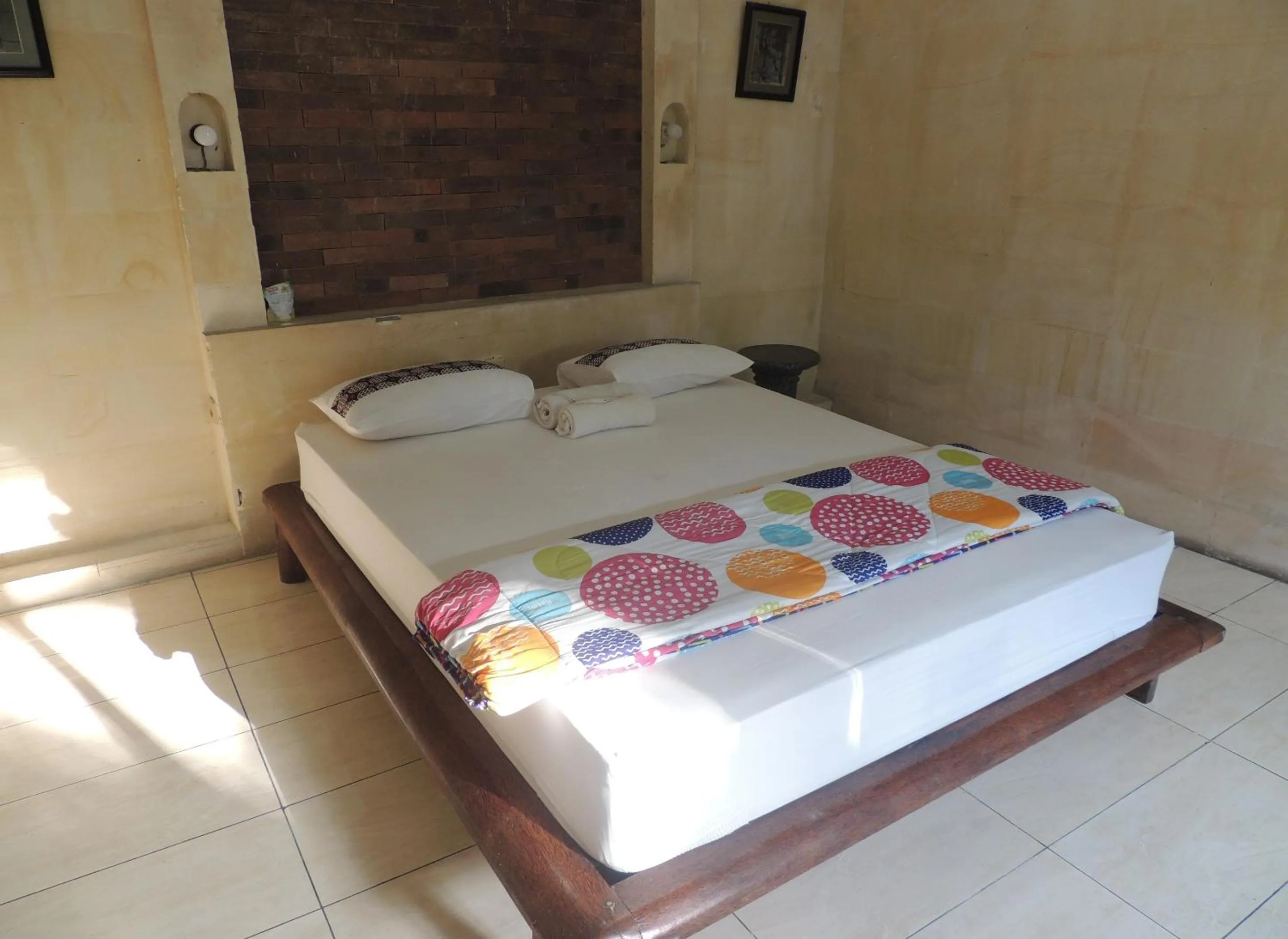 Bedroom, Bed in Lotus 2 Guest House