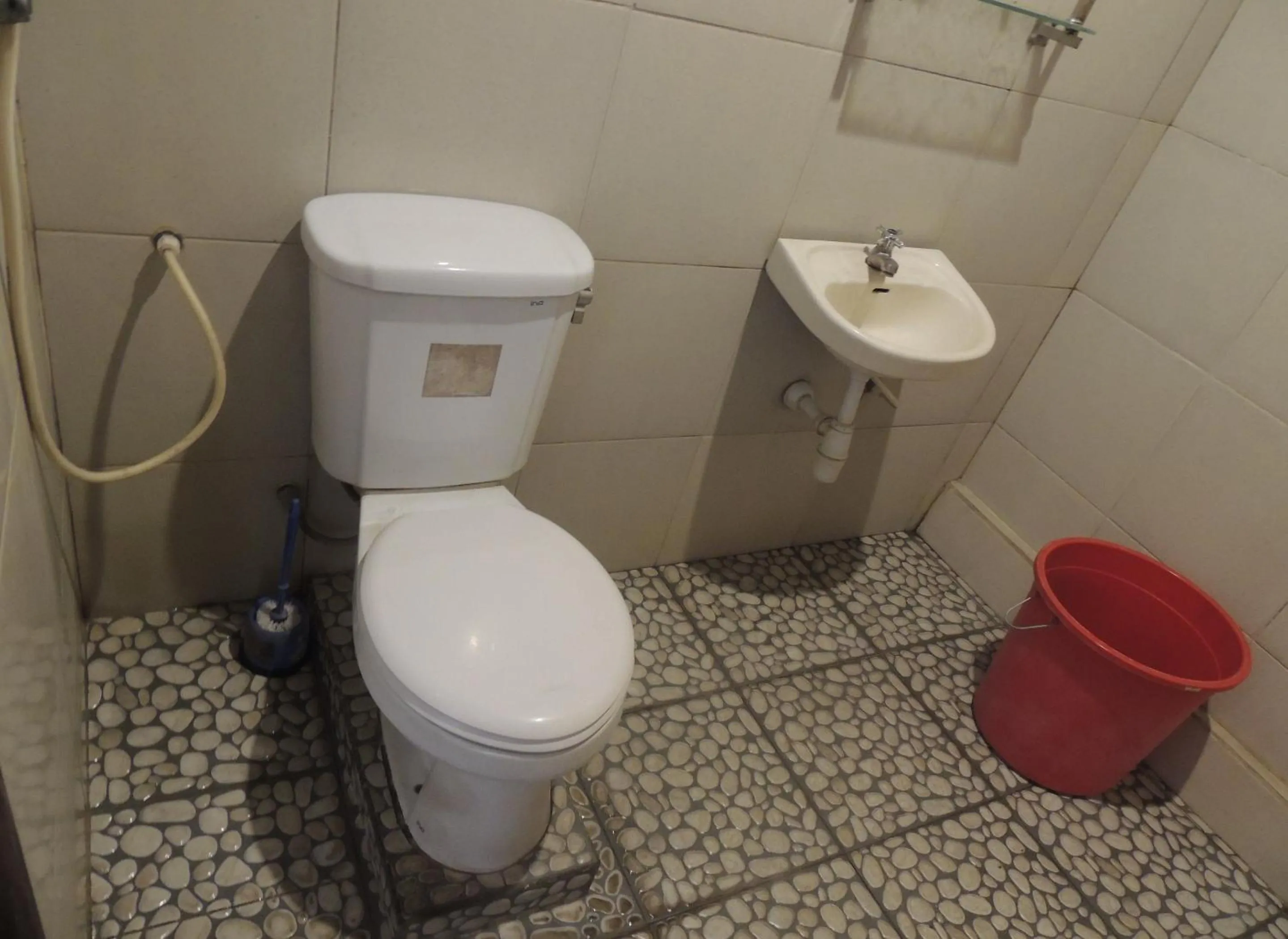 Bathroom in Lotus 2 Guest House