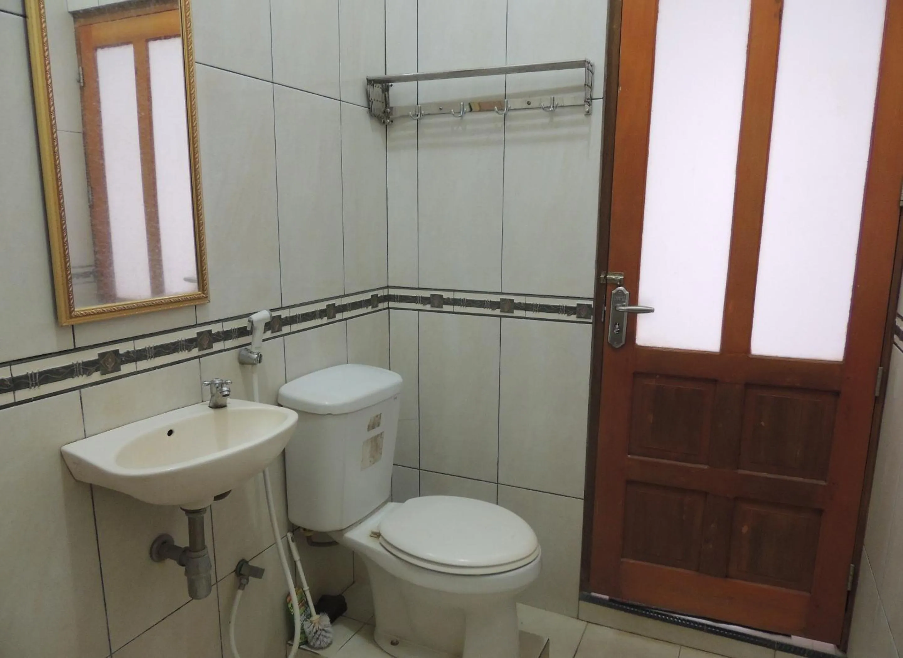 Bathroom in Lotus 2 Guest House