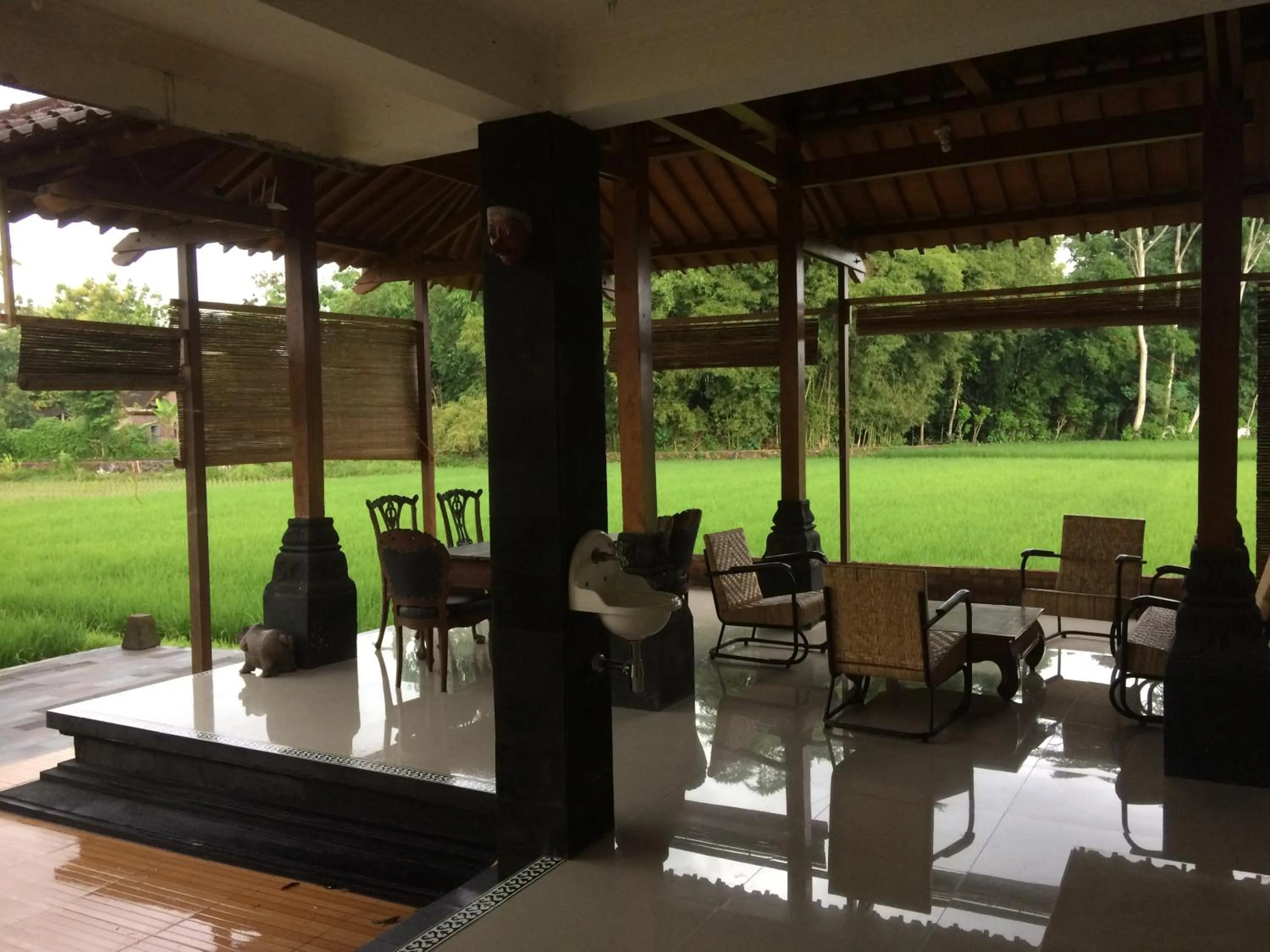 Living room in Lotus 2 Guest House