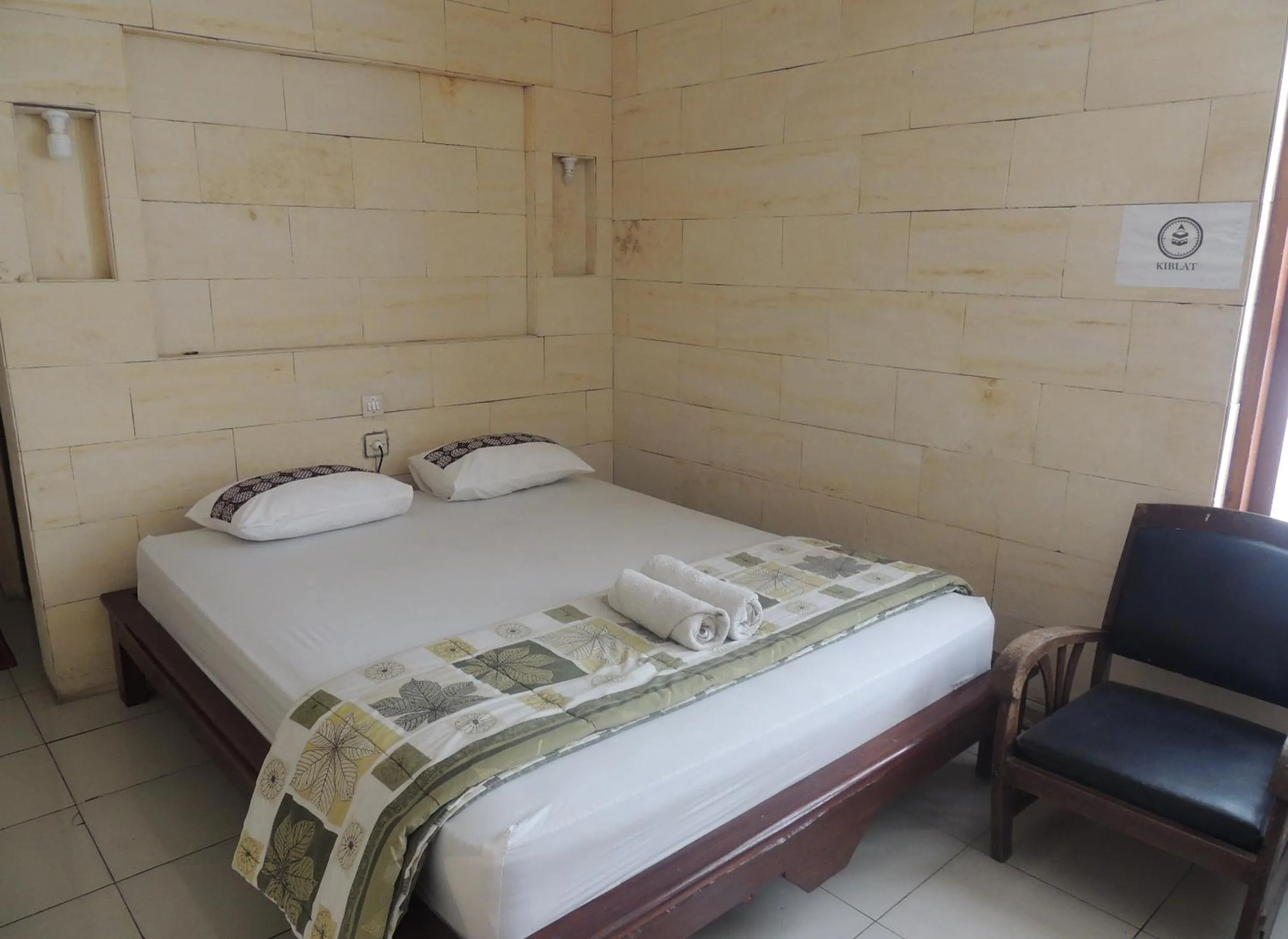 Bedroom, Bed in Lotus 2 Guest House