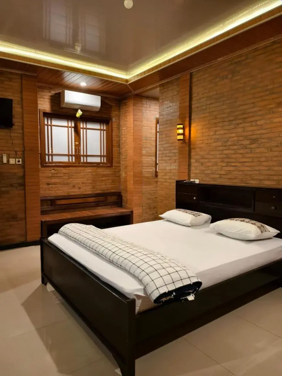 Bed in Lotus 2 Guest House Bed in Lotus 2 Guest House