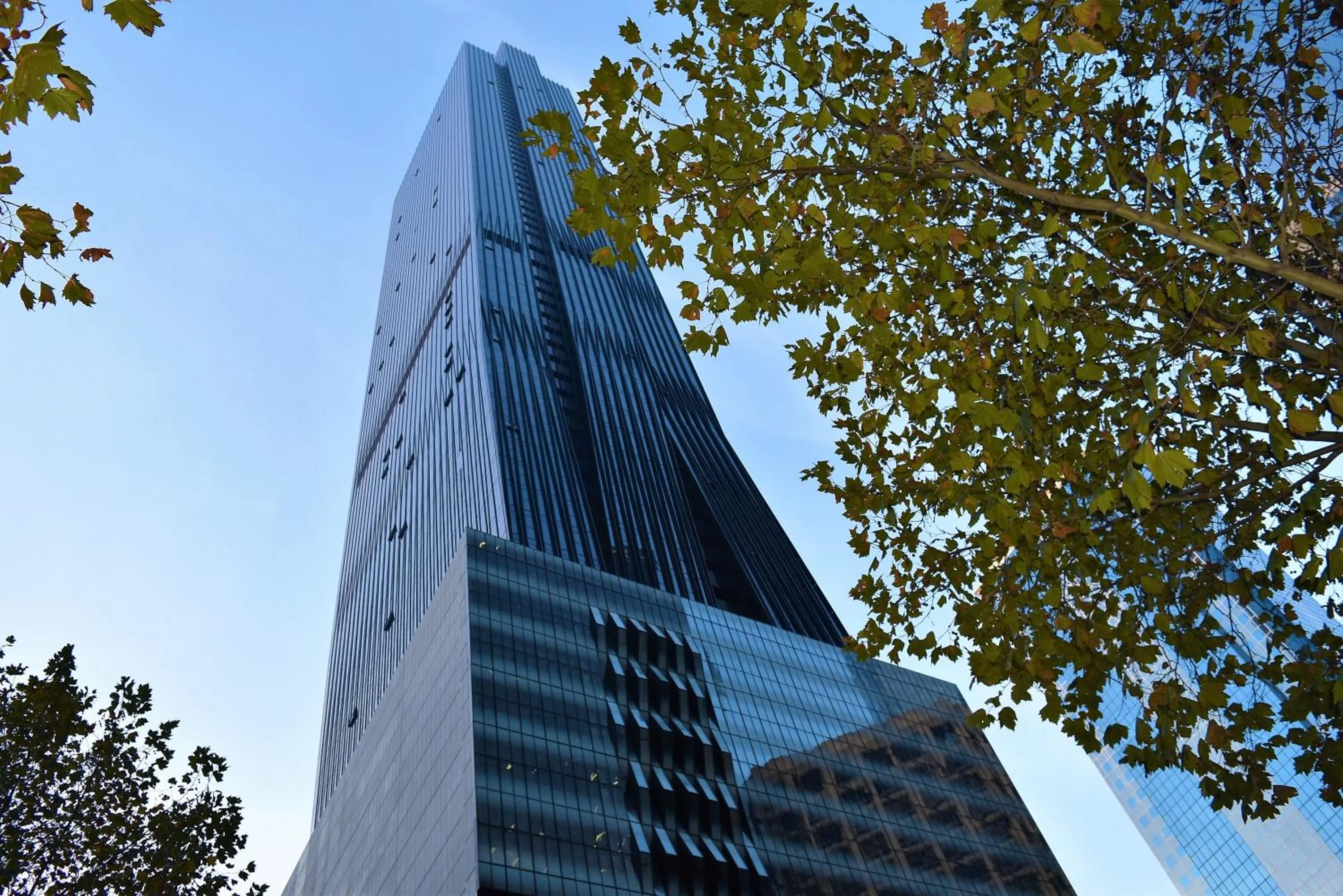 Property Building in Melbourne SkyHigh Apartments