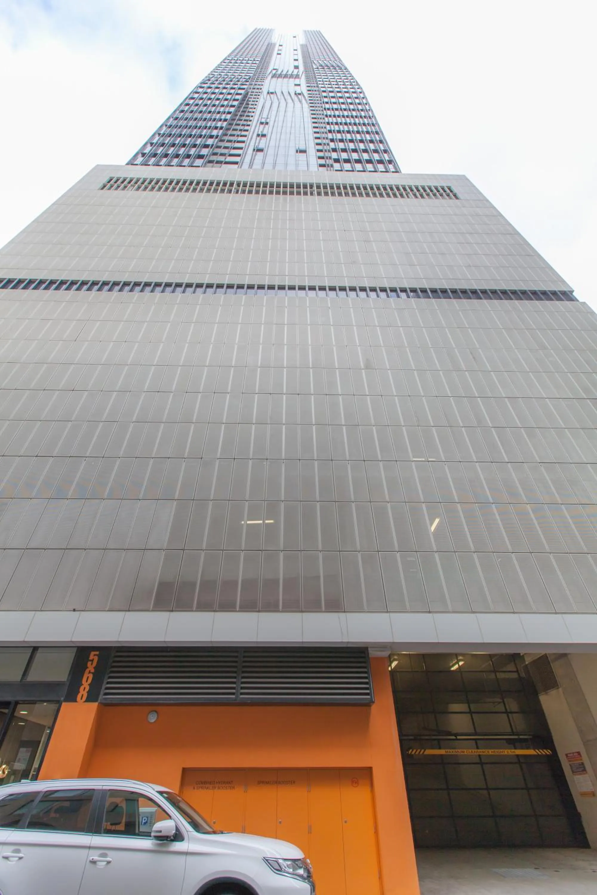 Day, Property Building in Melbourne SkyHigh Apartments