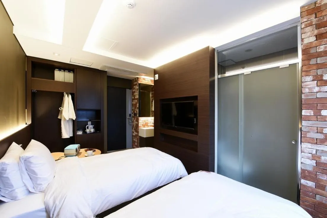 Bed in Hotel Infini
