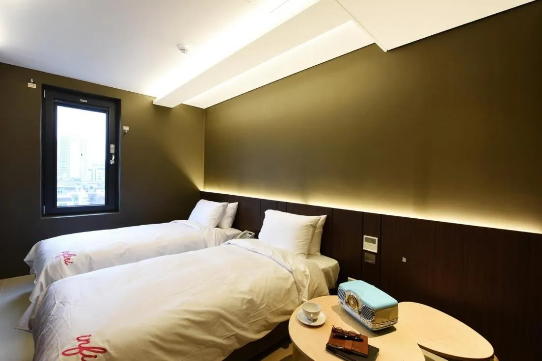 Bed in Hotel Infini