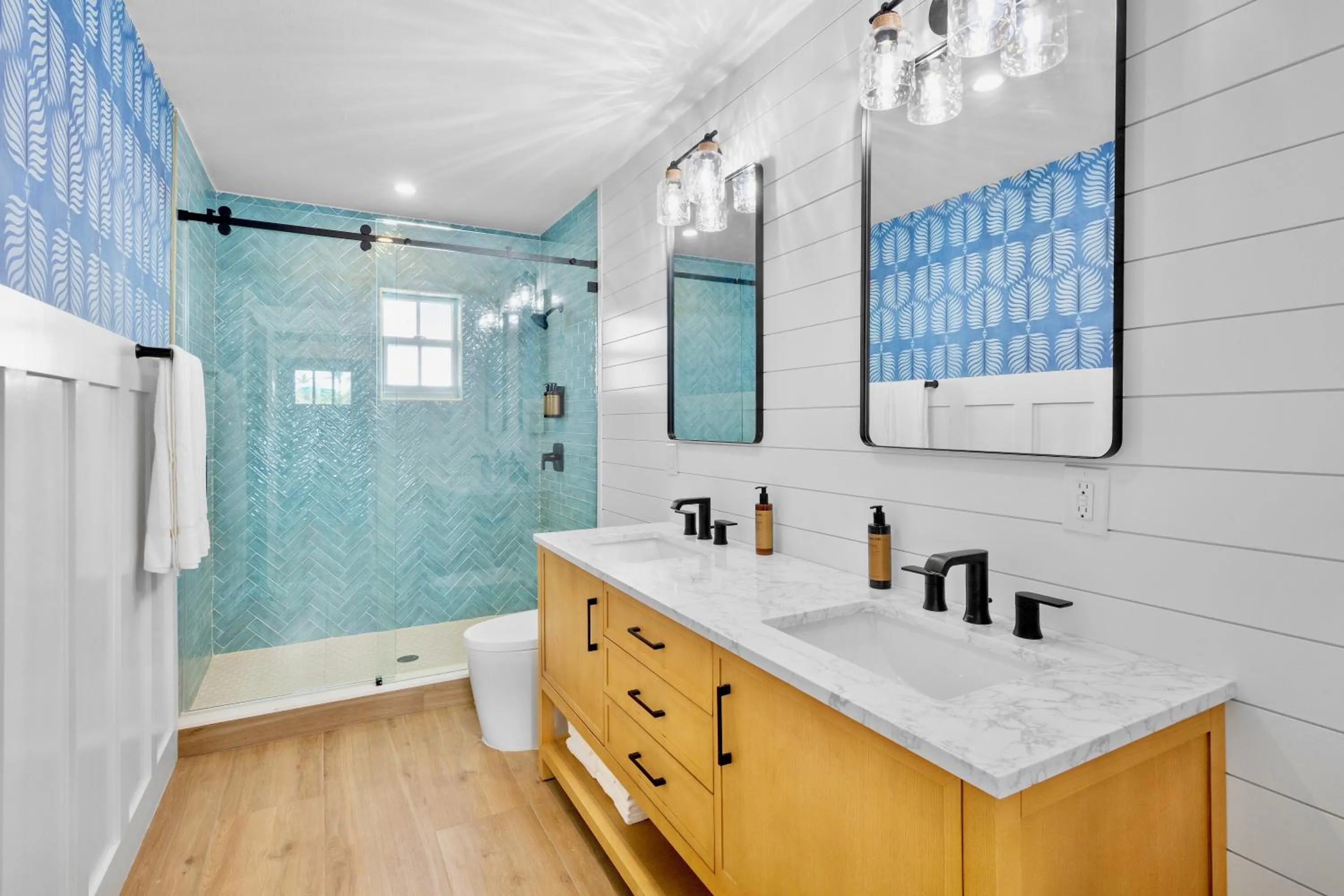 Shower in Azul Resort Siesta Key