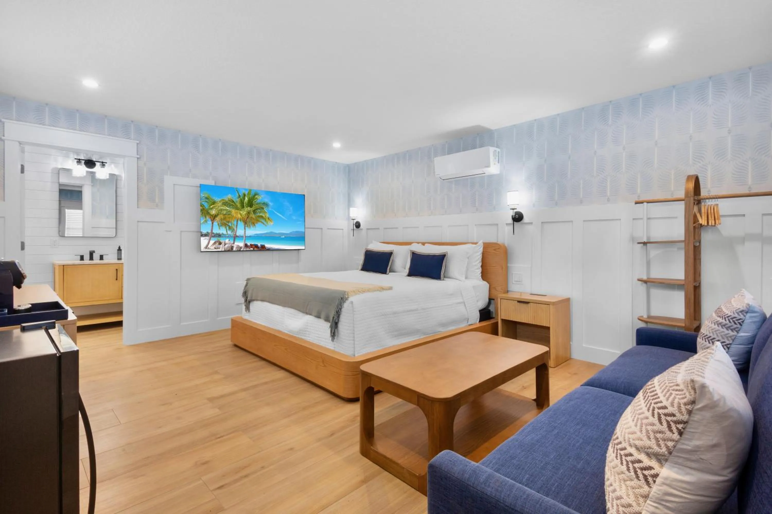 Bed in Azul Resort Siesta Key